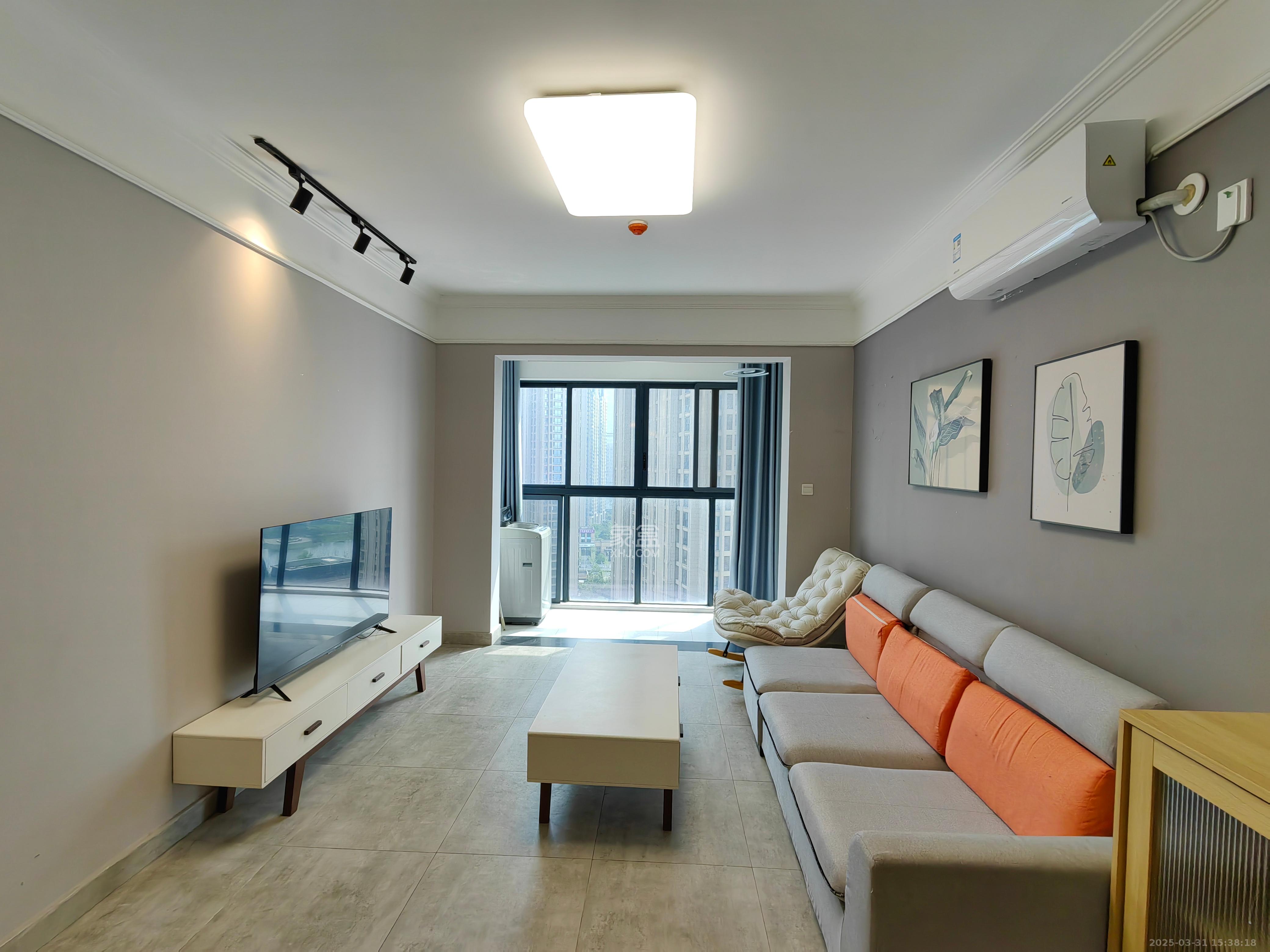 中建梅溪湖中心  3室2厅1卫   3200.00元/月
