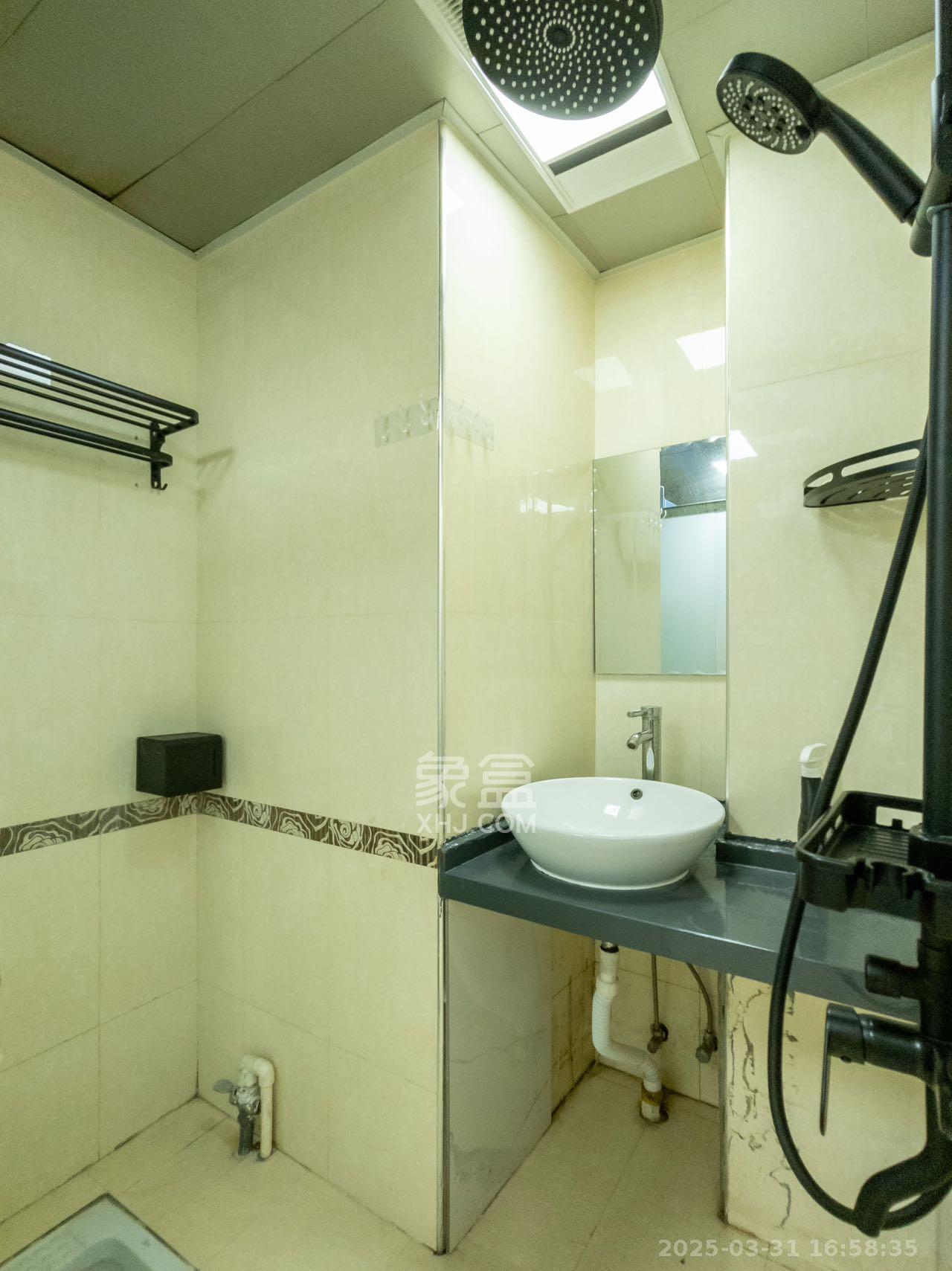 越界(天佑国际大厦) 1室1厅1卫 3200.0元/月 越界(天佑国际大厦) 1室1厅1卫 3200.0元/月室内图