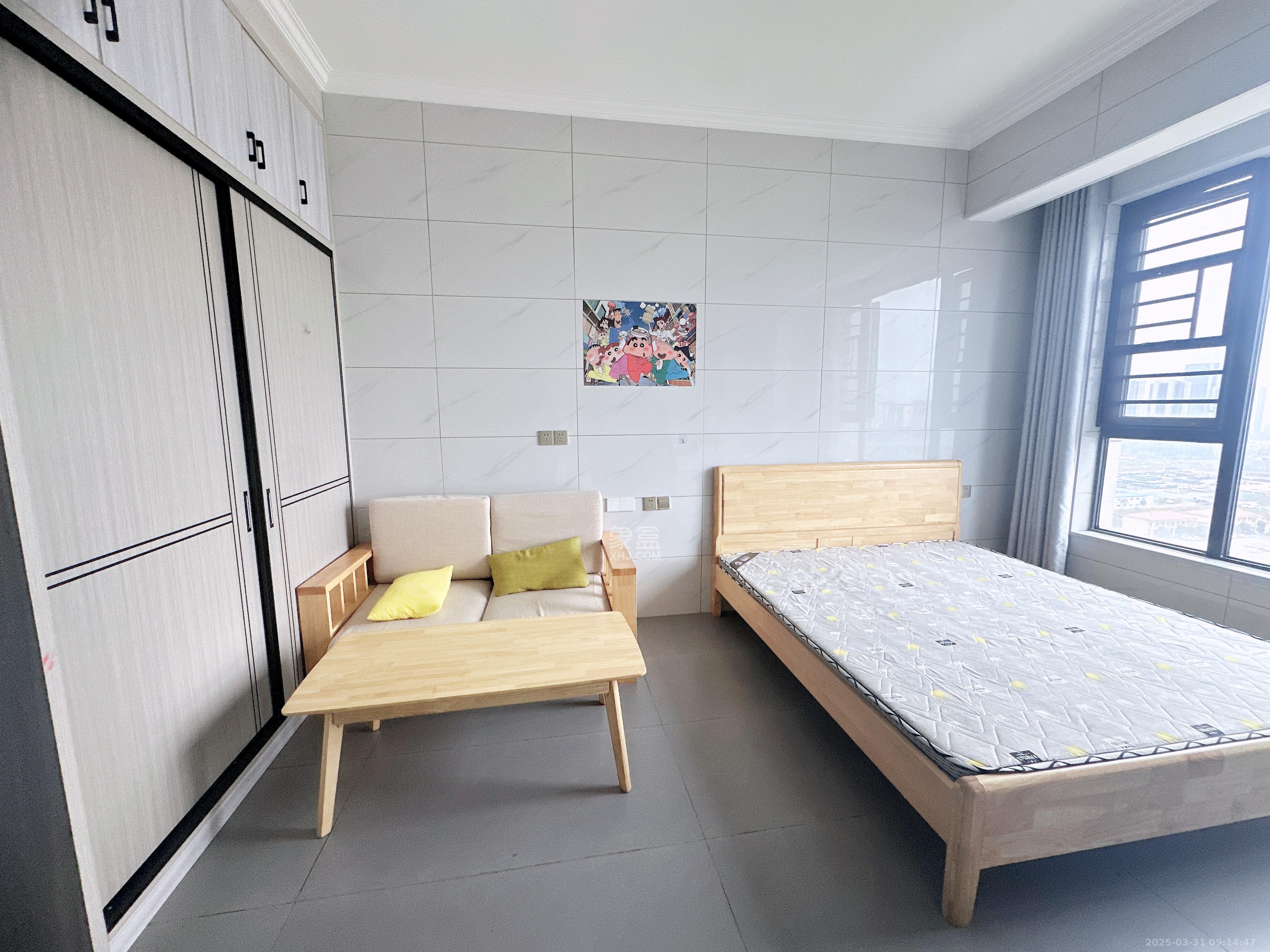 梅溪湖家居建材城  1室0厅0卫   1300.00元/月