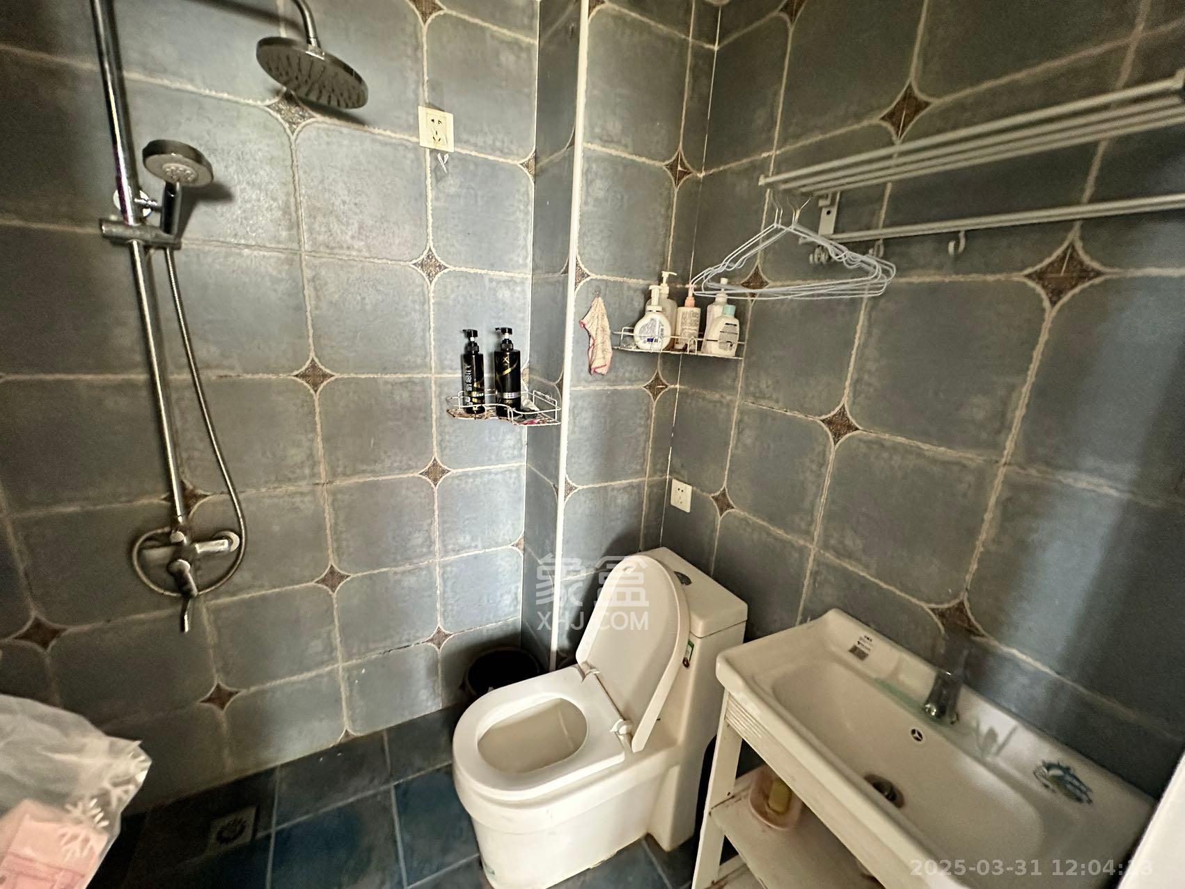 鑫远和城(一、二期) 1室1厅1卫 1500.0元/月 鑫远和城(一、二期) 1室1厅1卫 1500.0元/月室内图