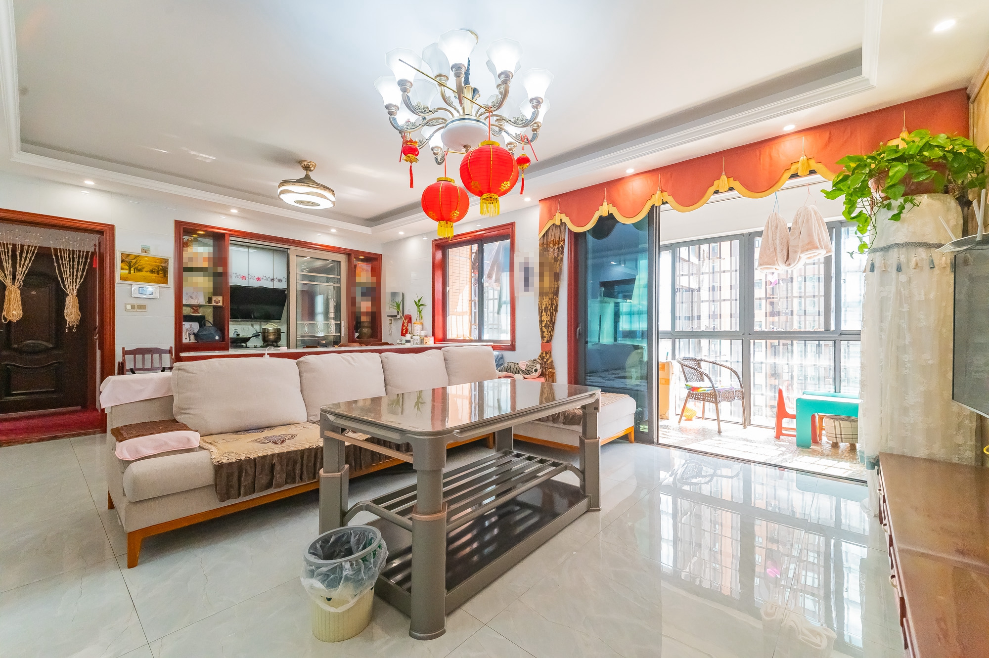 海伦春天  3室2厅2卫    88.0万 海伦春天  3室2厅2卫    88.0万客厅