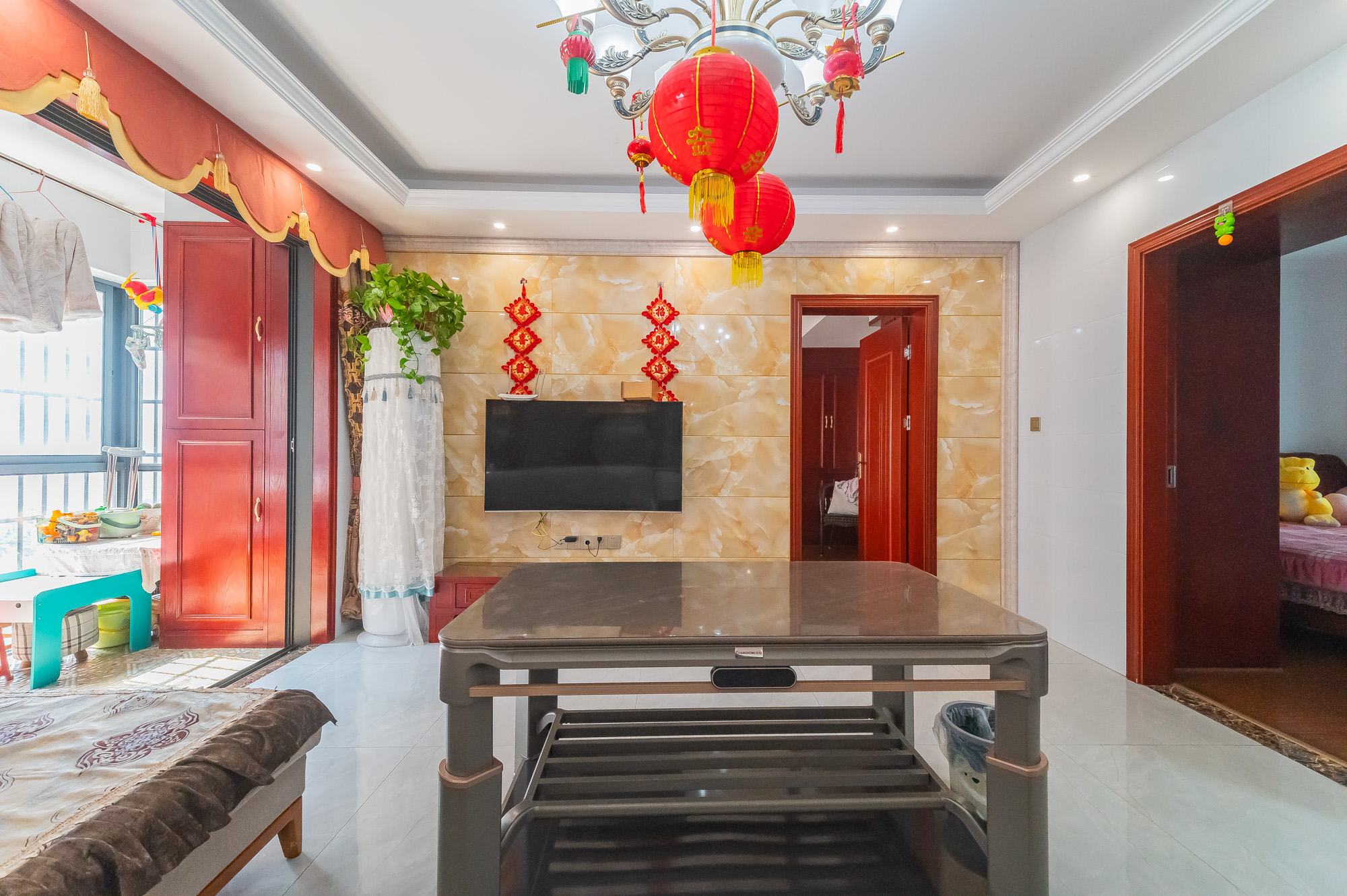 海伦春天  3室2厅2卫    88.0万 海伦春天  3室2厅2卫    88.0万客厅