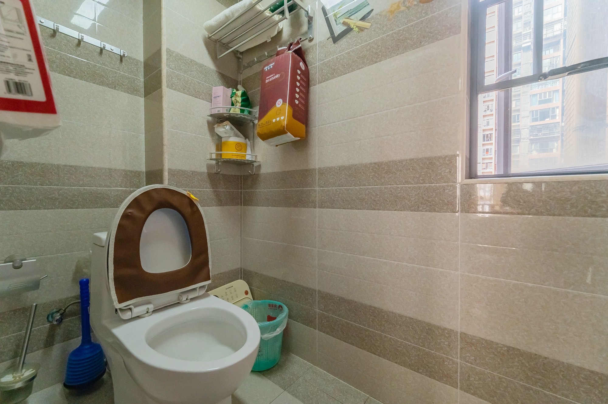 海伦春天  3室2厅2卫    88.0万 海伦春天  3室2厅2卫    88.0万卫生间