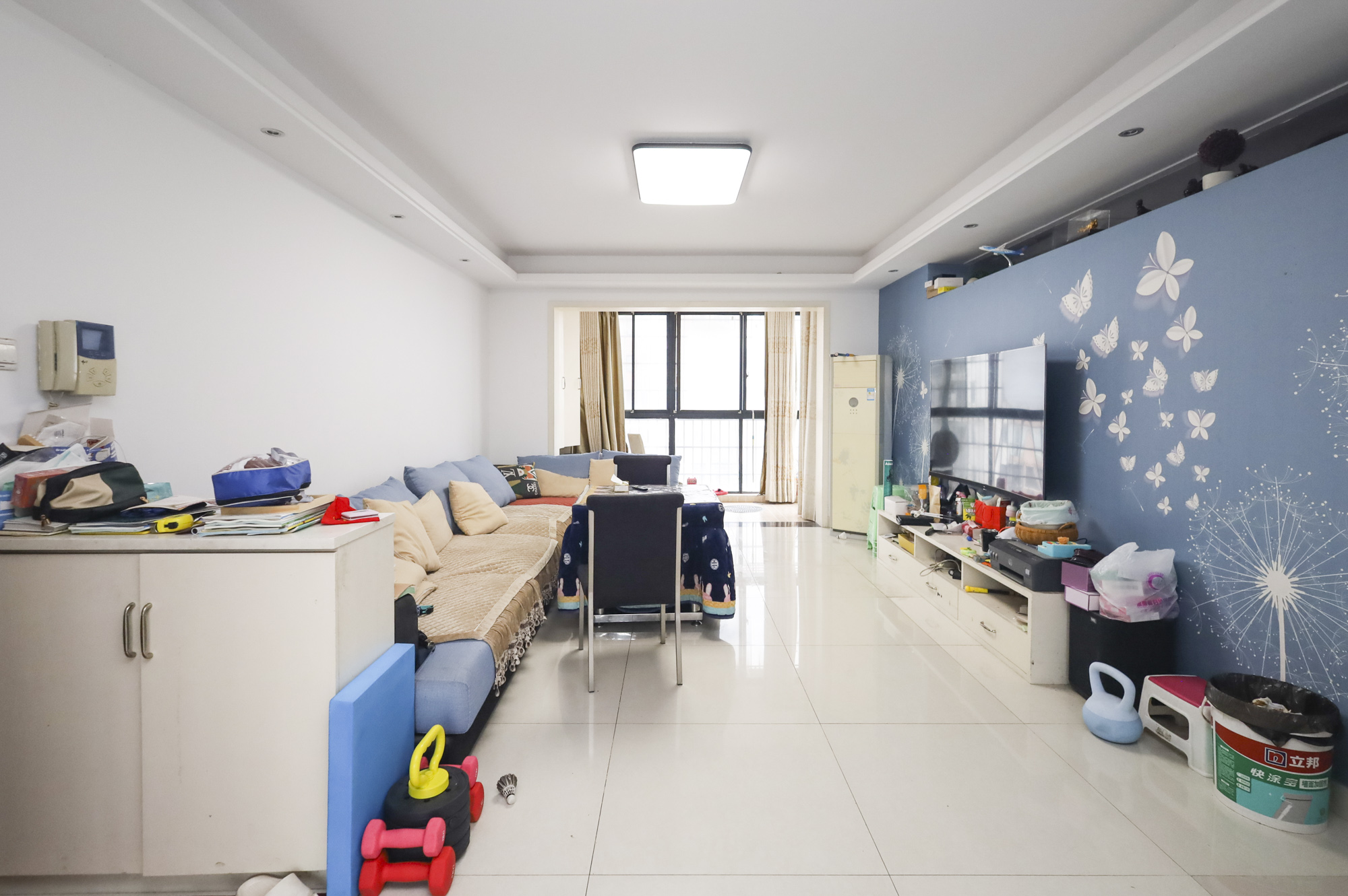 山语城一期  3室2厅2卫    86.0万 山语城一期  3室2厅2卫    86.0万客厅