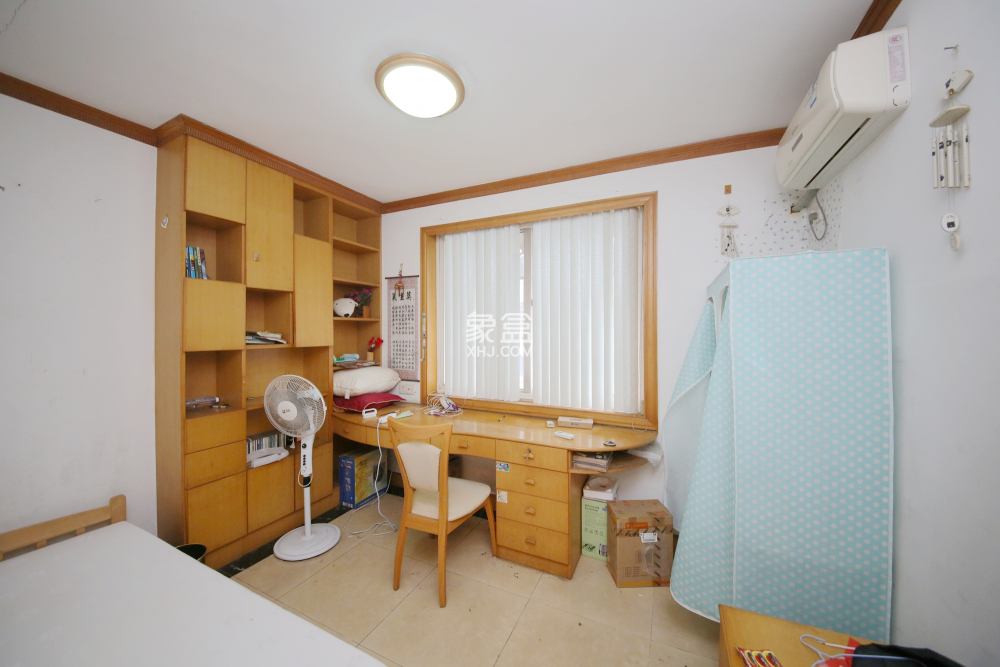 海威大廈  3室2廳2衛(wèi)   86.00萬
