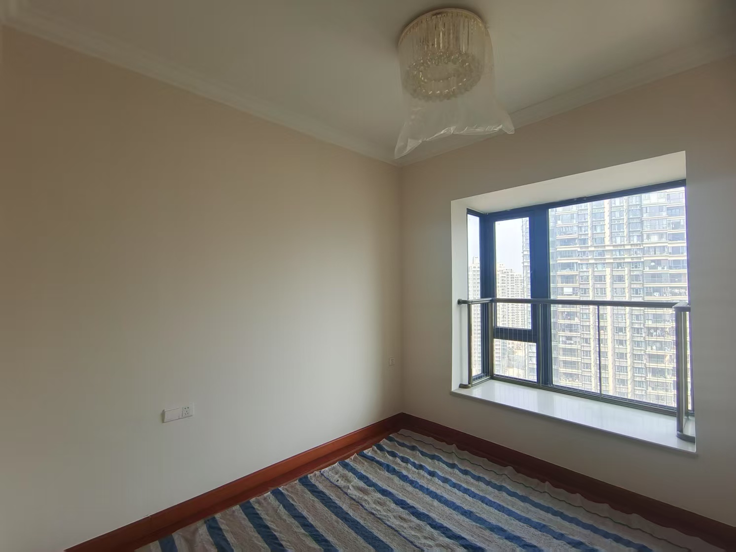 恒大林溪郡 4室2厅3卫 95.0万 恒大林溪郡 4室2厅3卫 95.0万室内图