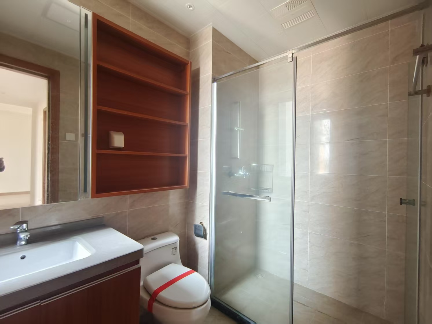 恒大林溪郡 4室2厅3卫 95.0万 恒大林溪郡 4室2厅3卫 95.0万室内图