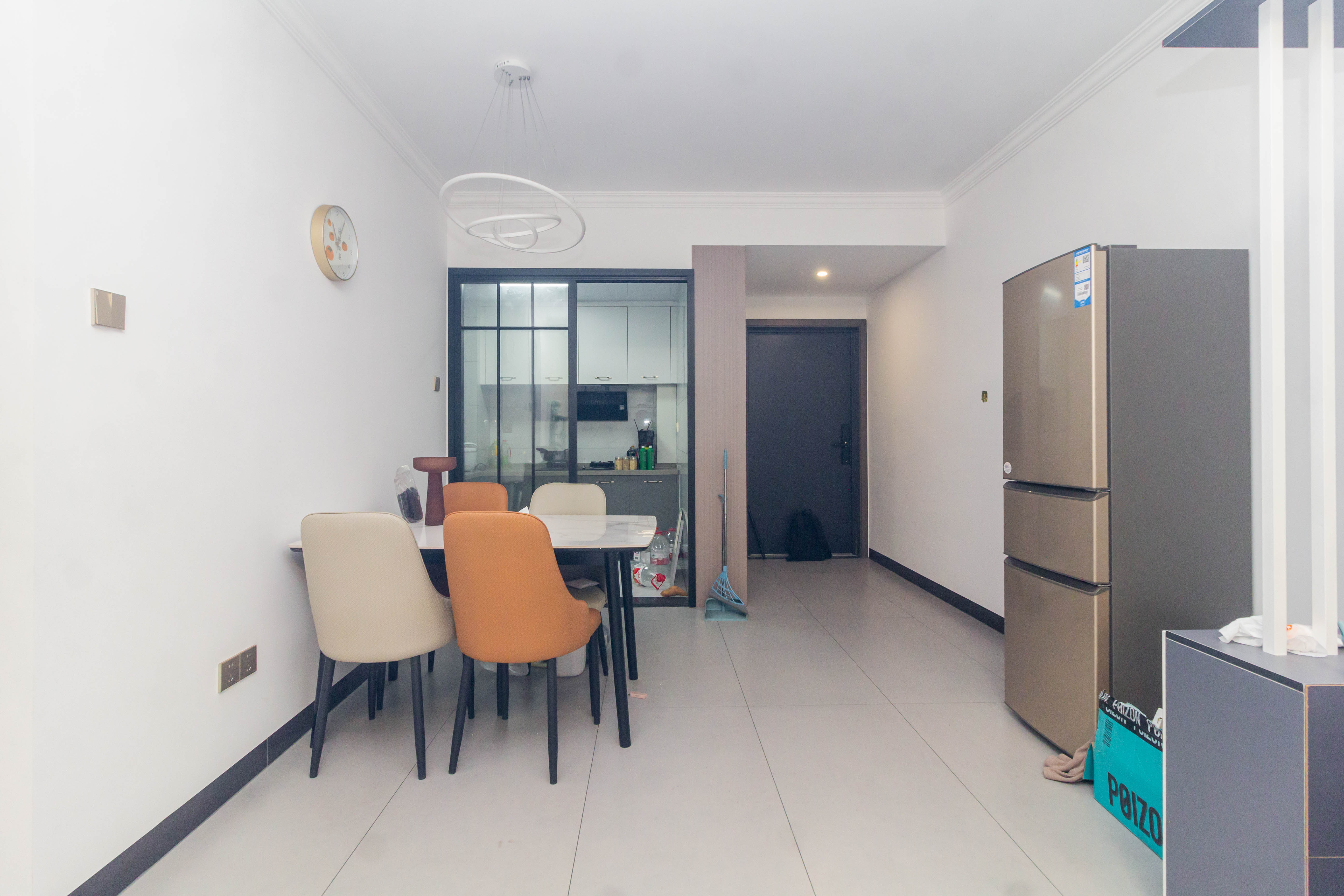 敏捷珑玥府  3室2厅2卫    72.8万 敏捷珑玥府  3室2厅2卫    72.8万客厅