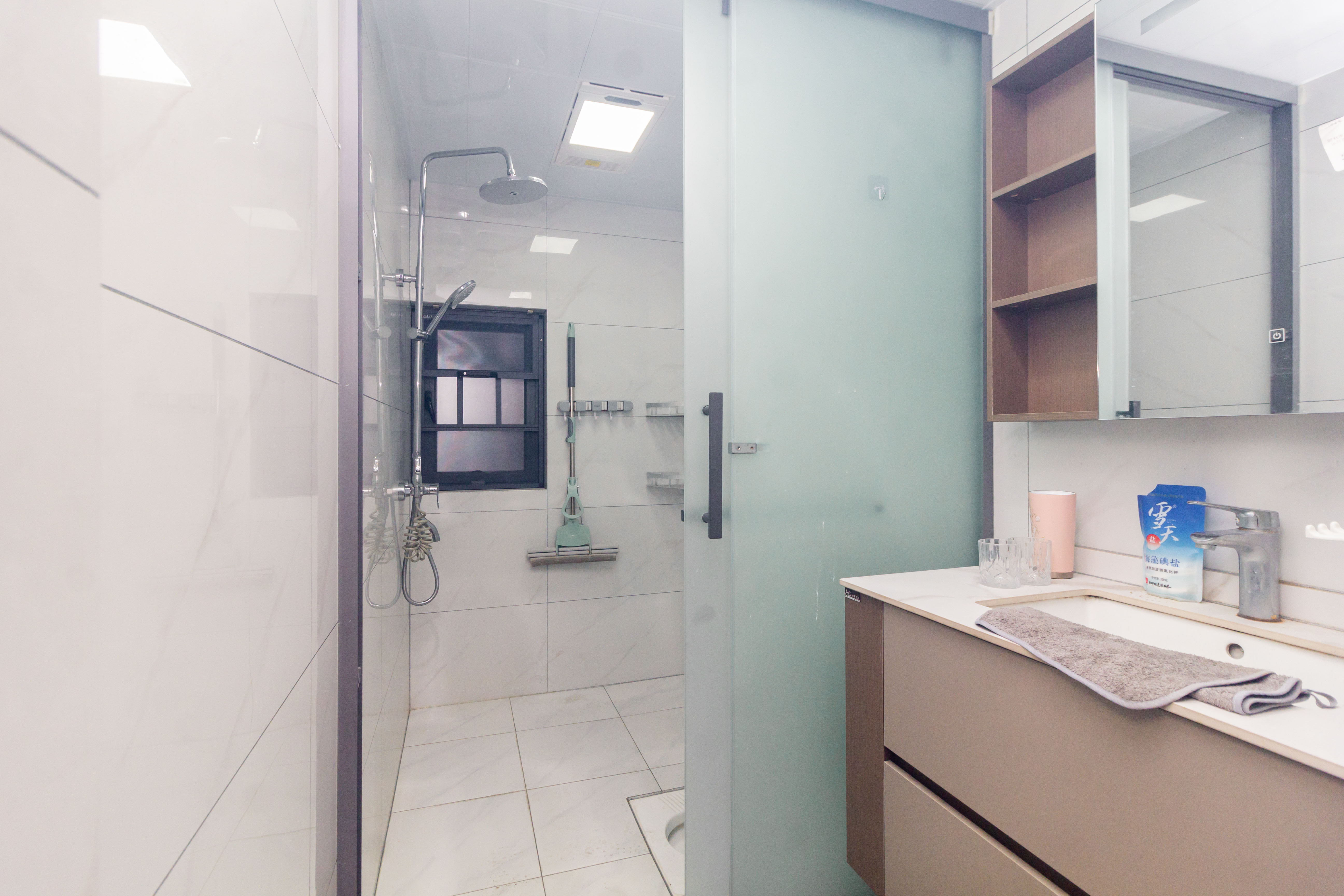 敏捷珑玥府  3室2厅2卫    72.8万 敏捷珑玥府  3室2厅2卫    72.8万卫生间