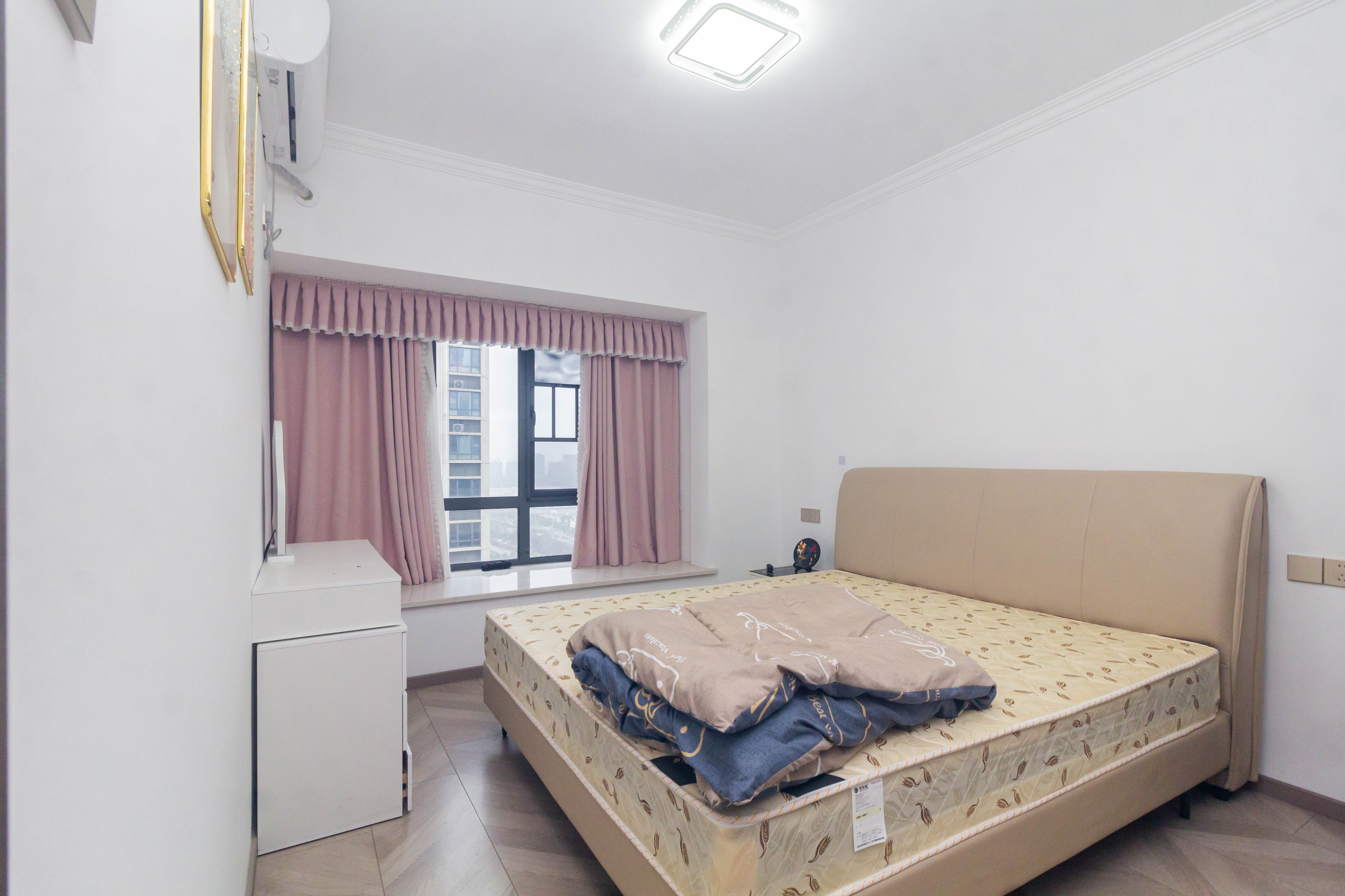 敏捷珑玥府  3室2厅2卫    72.8万 敏捷珑玥府  3室2厅2卫    72.8万卧室