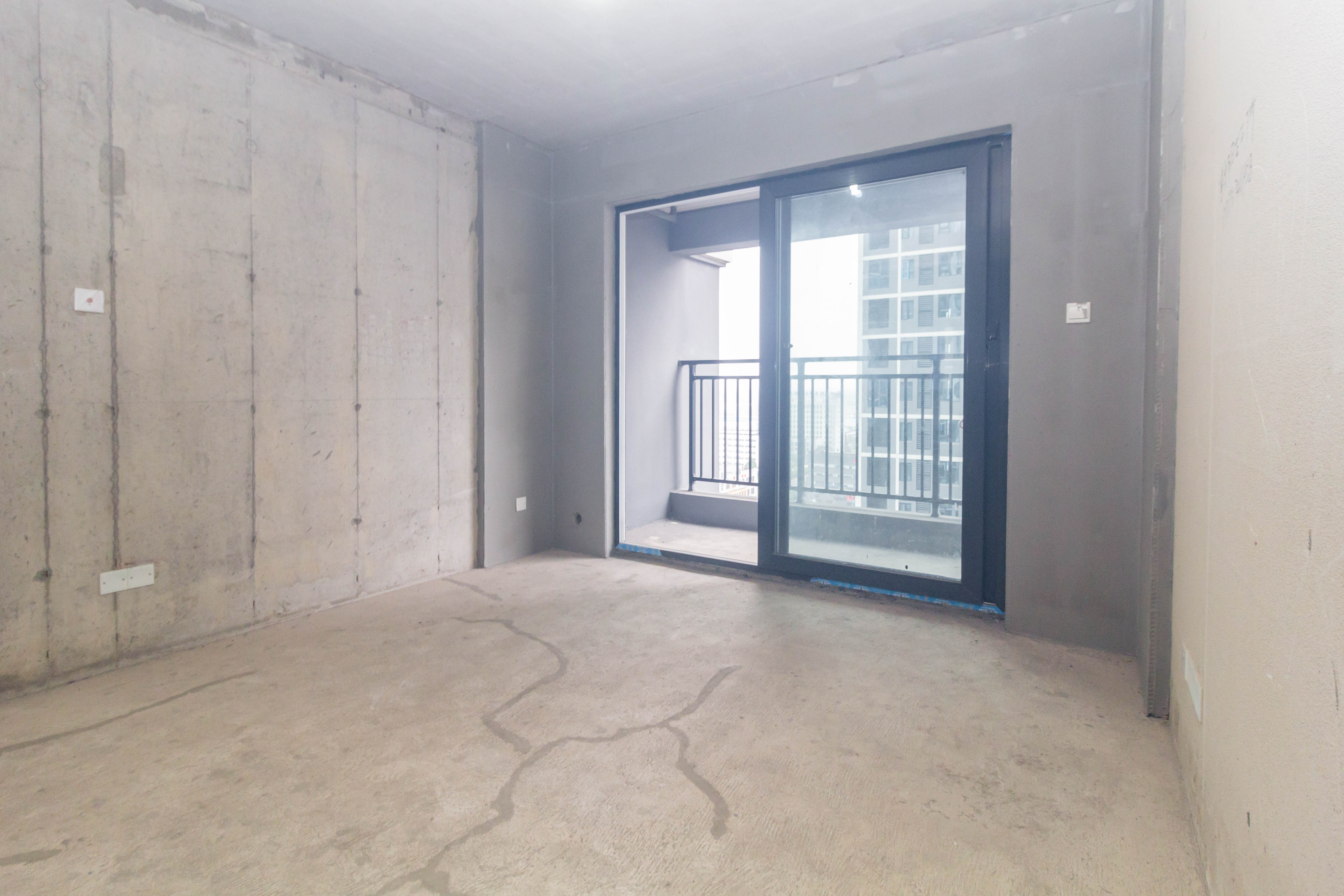 华远碧桂园海蓝城  3室2厅2卫    48.0万 华远碧桂园海蓝城  3室2厅2卫    48.0万客厅