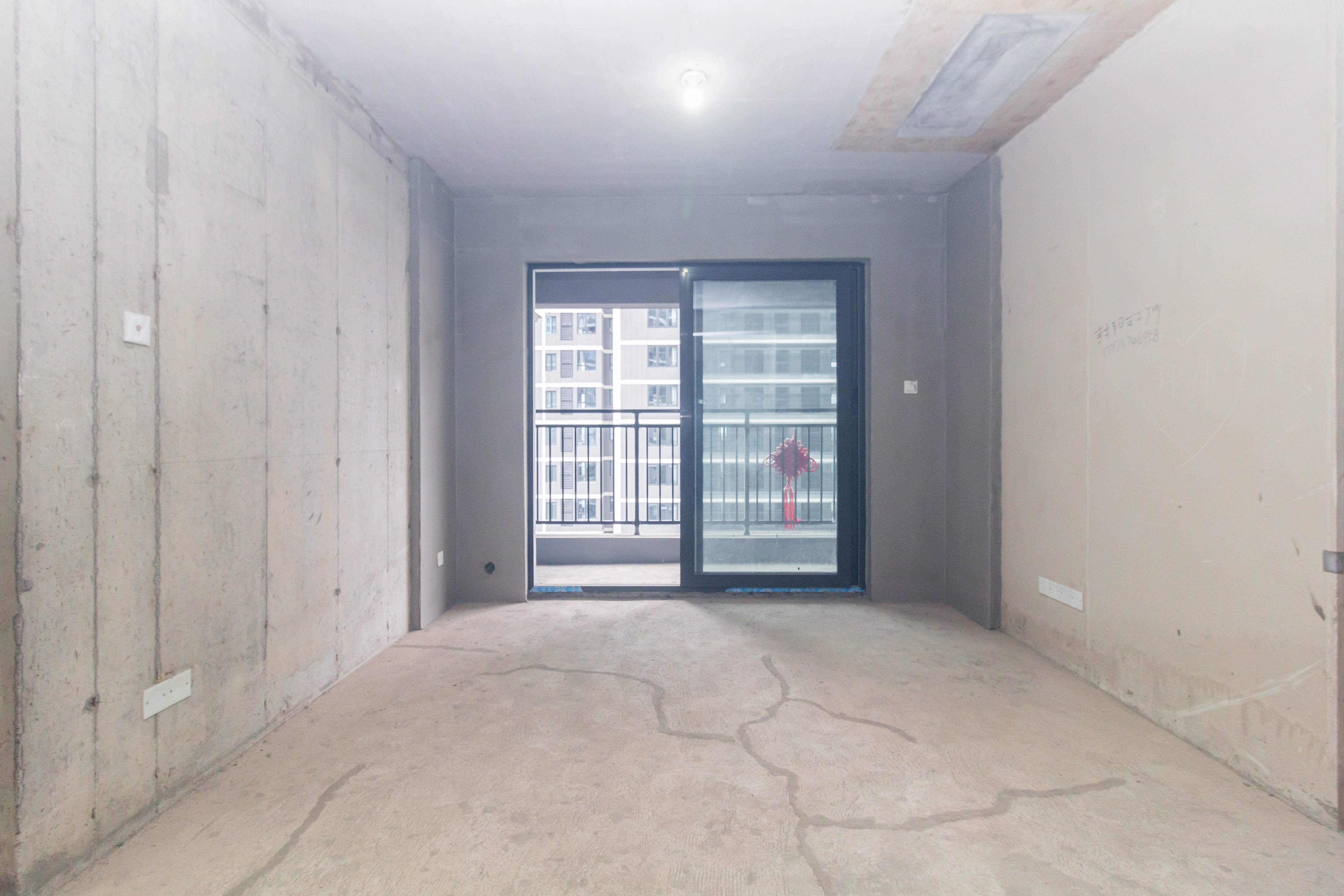 华远碧桂园海蓝城  3室2厅2卫    48.0万 华远碧桂园海蓝城  3室2厅2卫    48.0万客厅