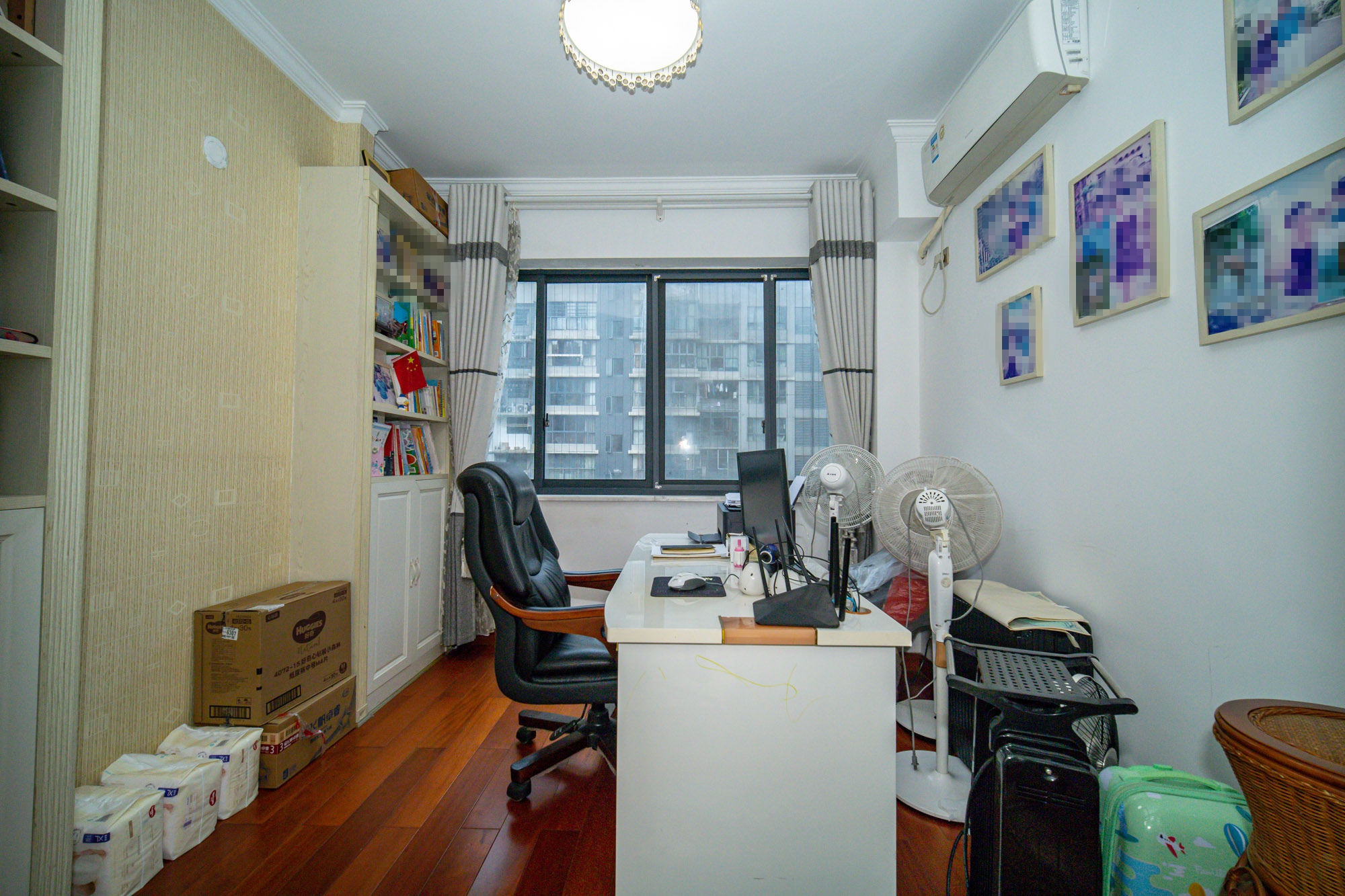 恒基凯旋门一二期  4室2厅2卫    178.0万 恒基凯旋门一二期  4室2厅2卫    178.0万卧室