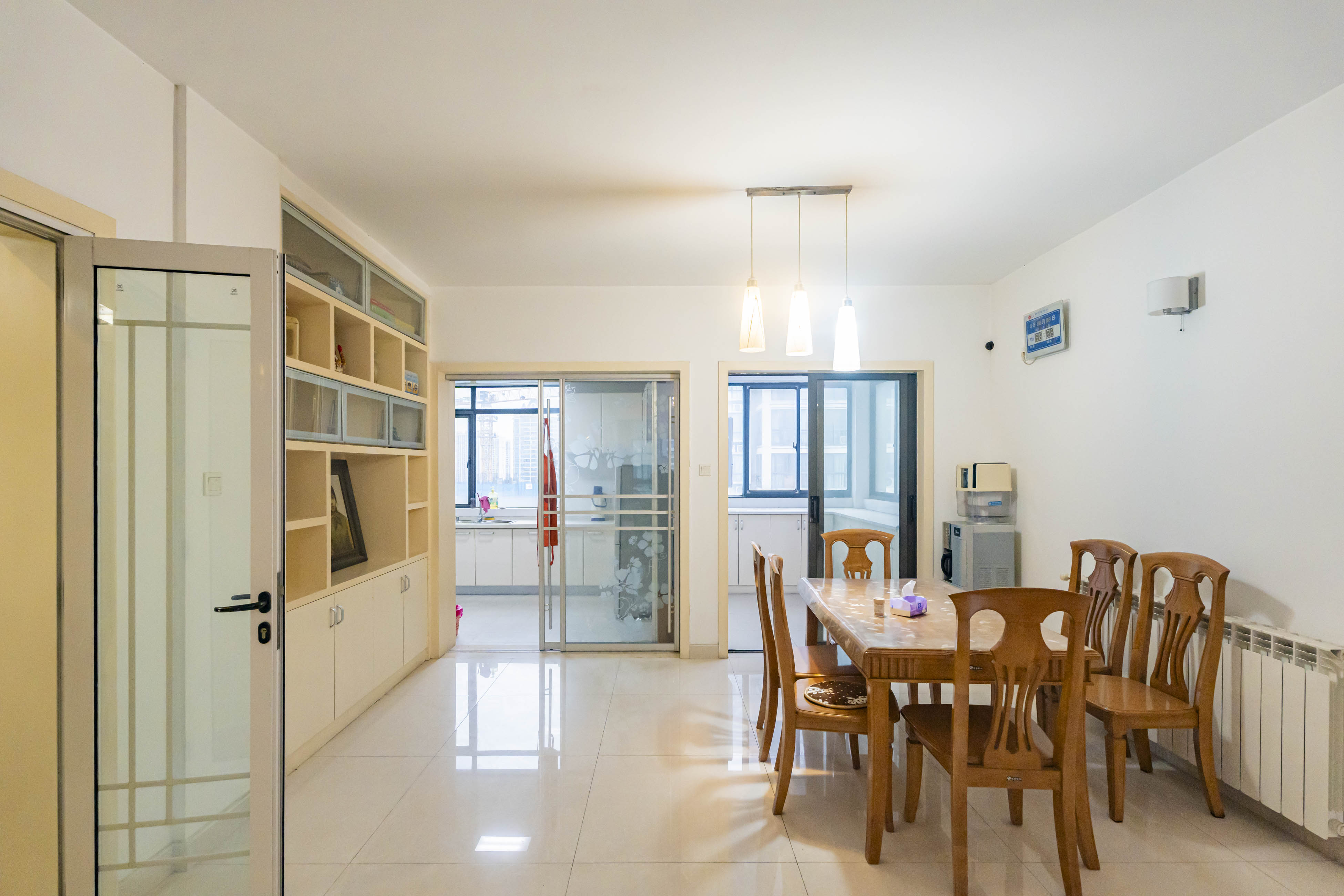 归心苑  4室2厅2卫    182.0万 归心苑  4室2厅2卫    182.0万客厅