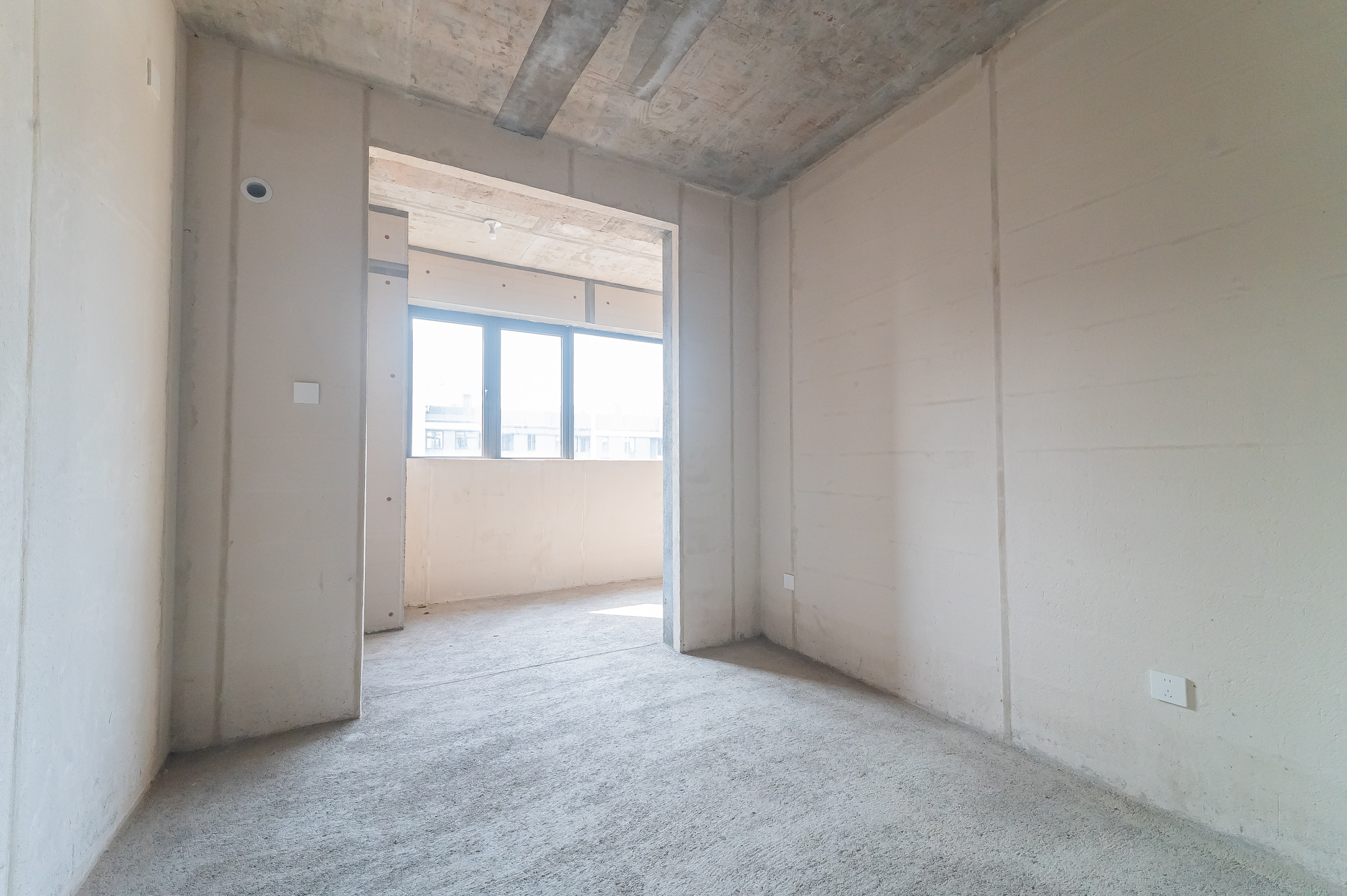 五矿万境松雅 4室2厅2卫 142.0万 五矿万境松雅 4室2厅2卫 142.0万其他