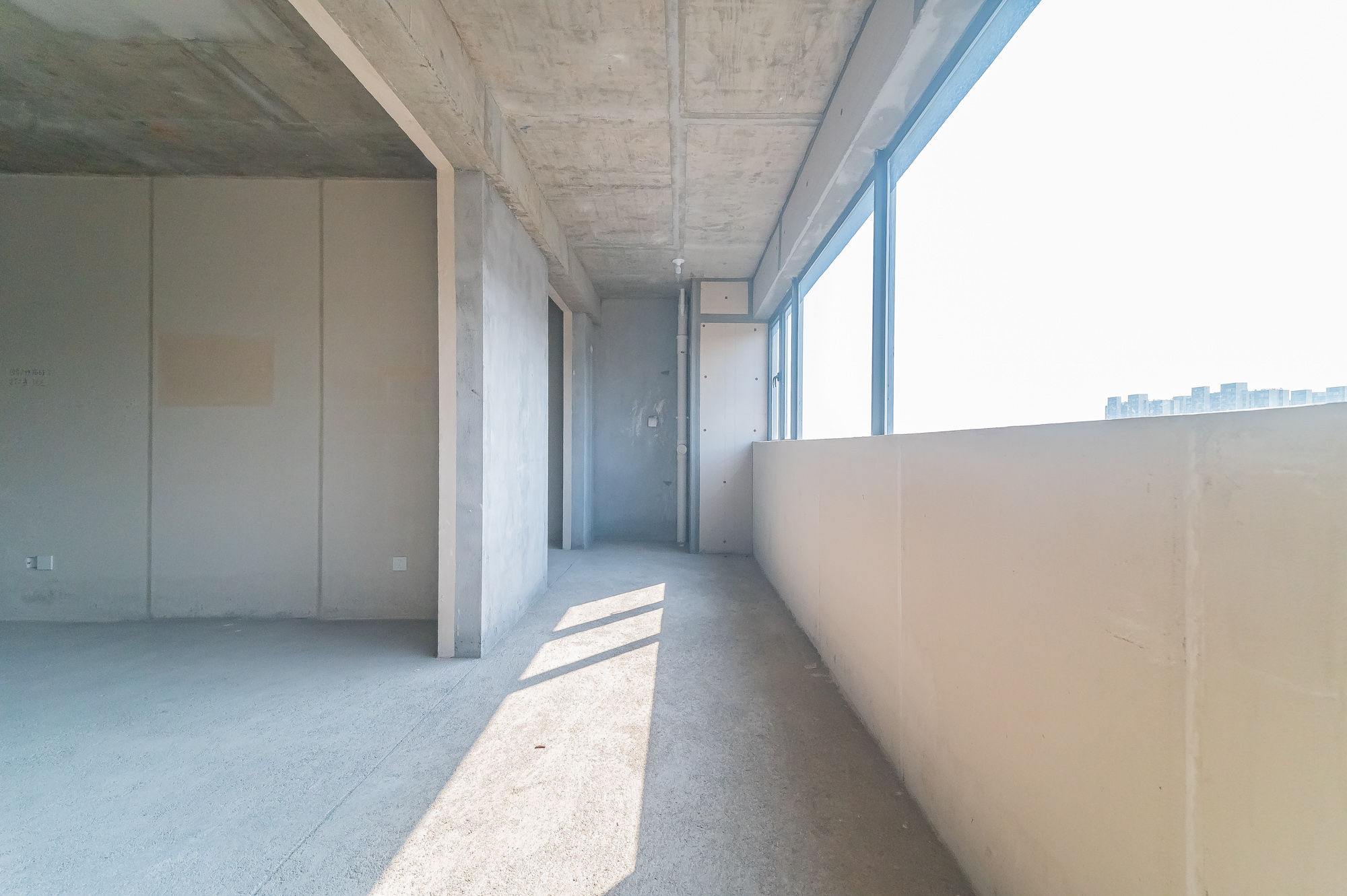 五矿万境松雅 4室2厅2卫 142.0万 五矿万境松雅 4室2厅2卫 142.0万其他