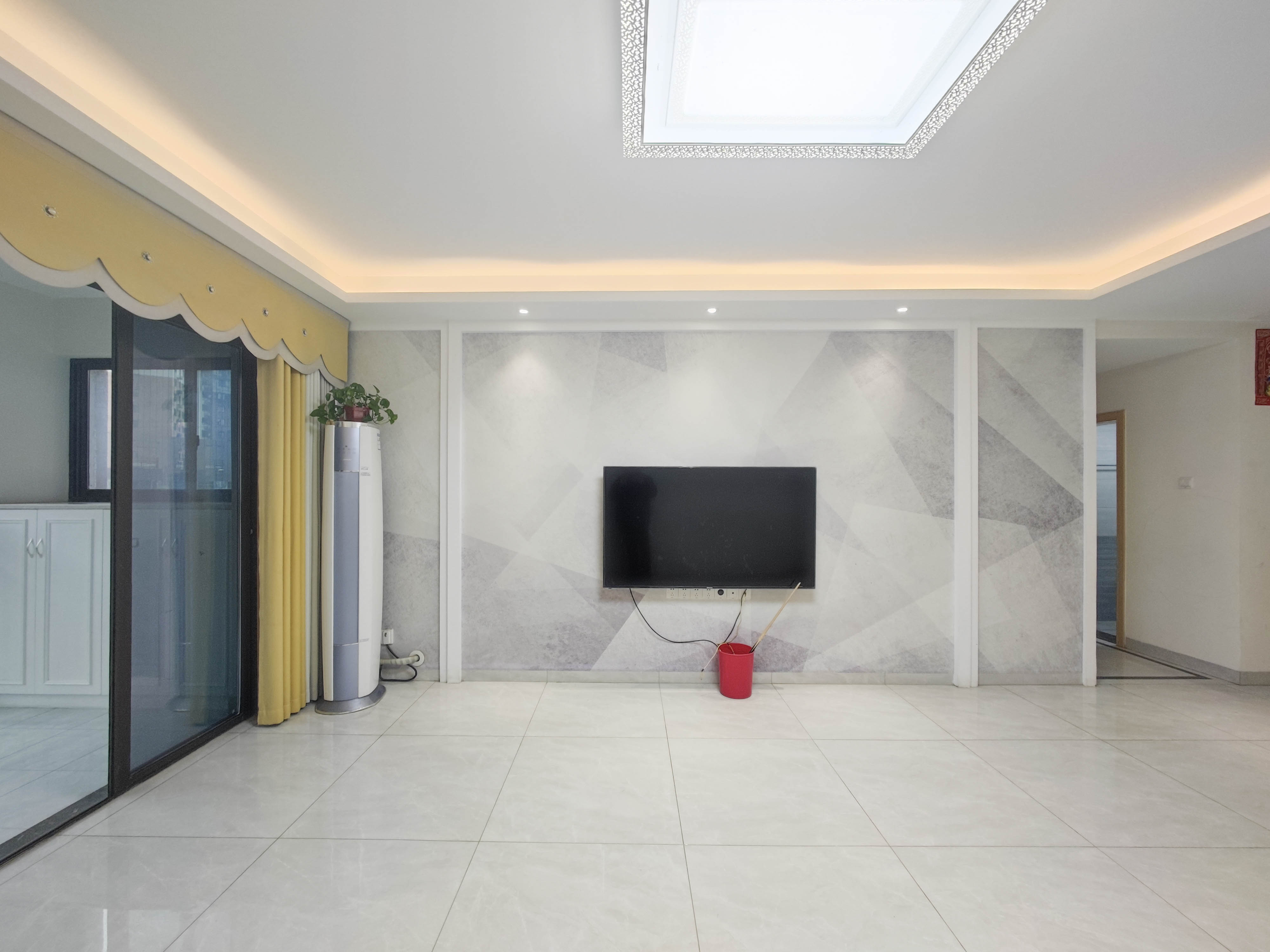 德润小区(丰升德润小区) 4室2厅2卫 168.0万 德润小区(丰升德润小区) 4室2厅2卫 168.0万客厅