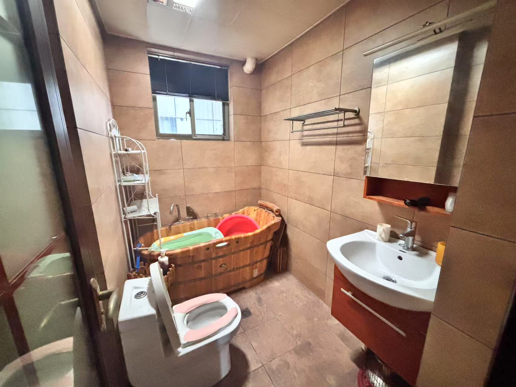 时尚新天地(平和堂) 3室2厅2卫 59.0万 时尚新天地(平和堂) 3室2厅2卫 59.0万室内图