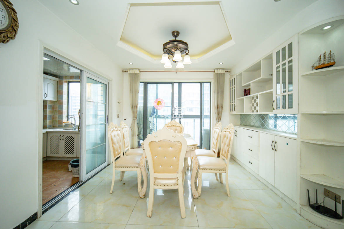 恒基凯旋门一二期  4室2厅2卫    100.0万 恒基凯旋门一二期  4室2厅2卫    100.0万其他