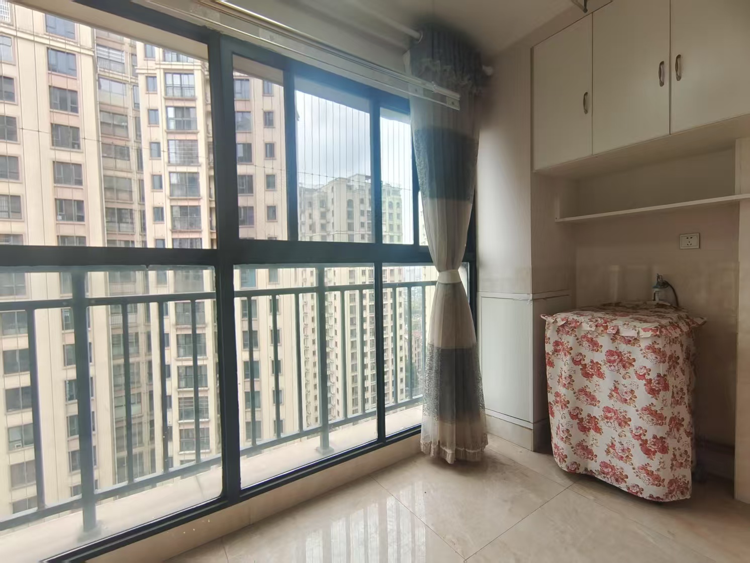 三一歌雅郡 3室2厅2卫 68.0万 三一歌雅郡 3室2厅2卫 68.0万室内图