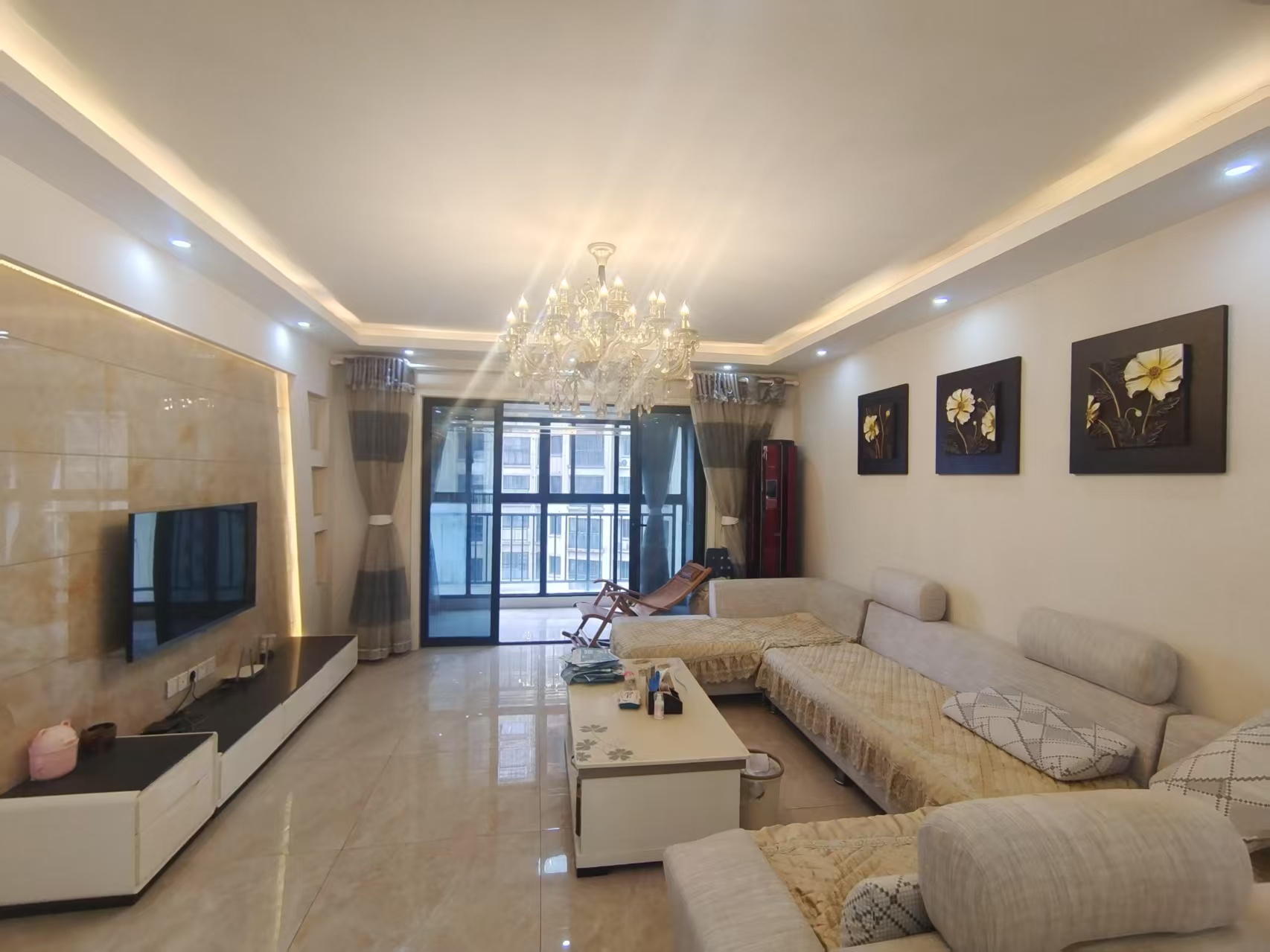 三一歌雅郡 3室2厅2卫 68.0万 三一歌雅郡 3室2厅2卫 68.0万室内图