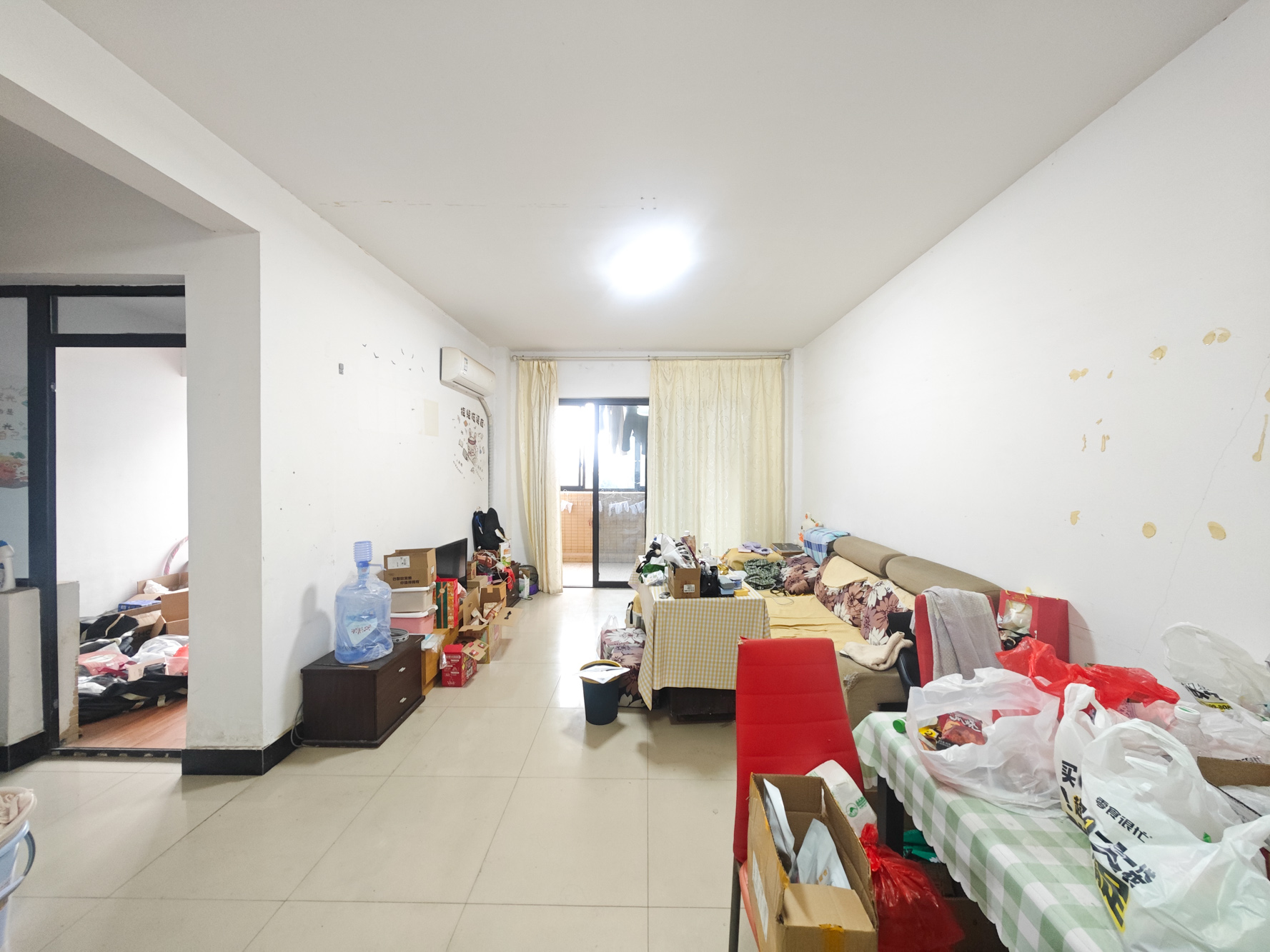 康斯丹郡（融程领秀佳园）  3室2厅1卫   65.00万