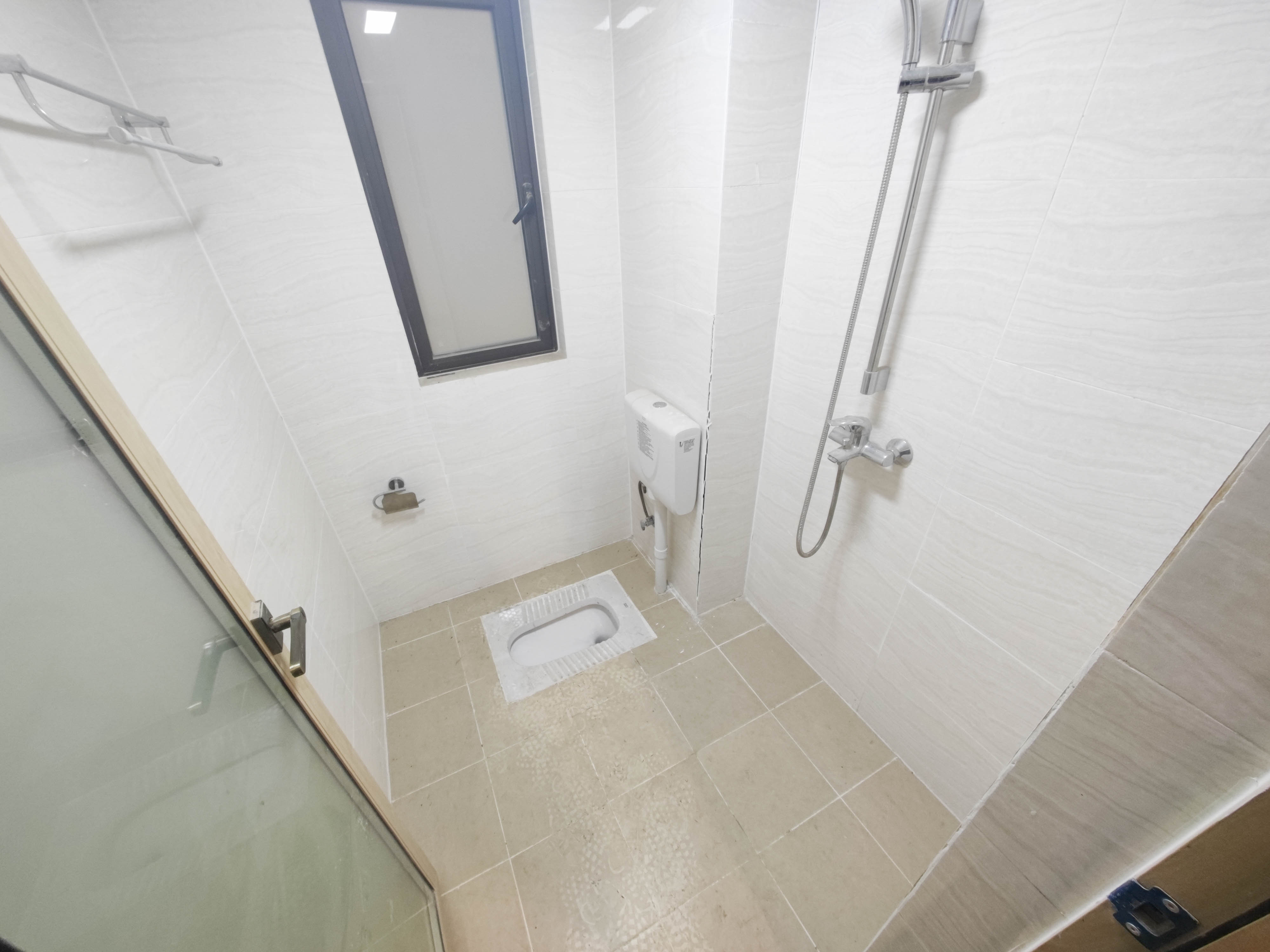 合能枫丹丽舍(柏悦名苑) 3室2厅2卫 115.0万 合能枫丹丽舍(柏悦名苑) 3室2厅2卫 115.0万卫生间