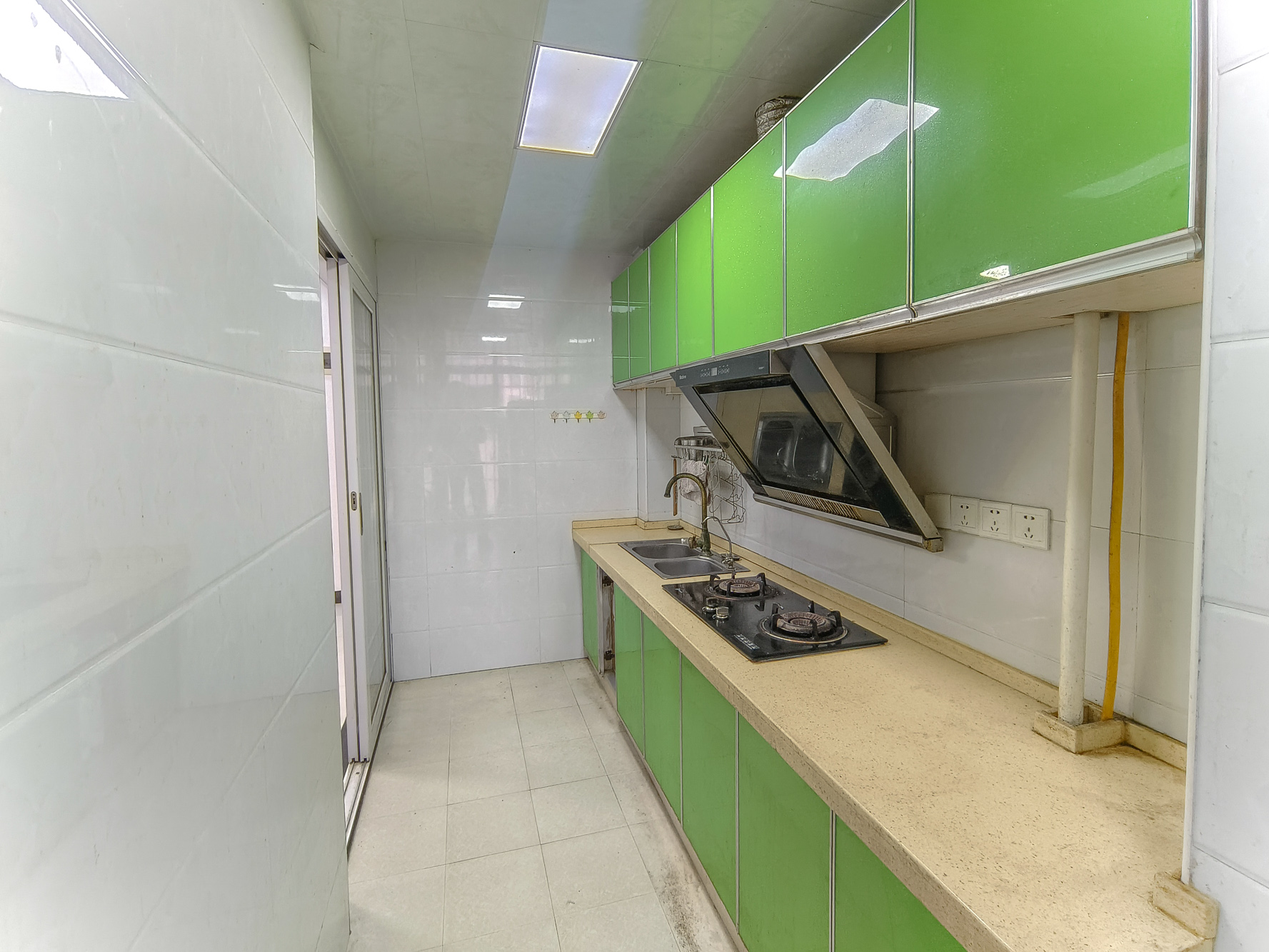 好望谷  3室2厅2卫    62.8万 好望谷  3室2厅2卫    62.8万厨房