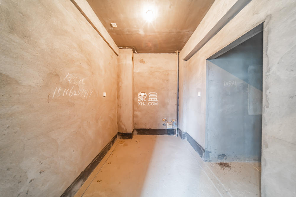 麓山翰林苑  4室2廳2衛(wèi)   170.00萬(wàn)
