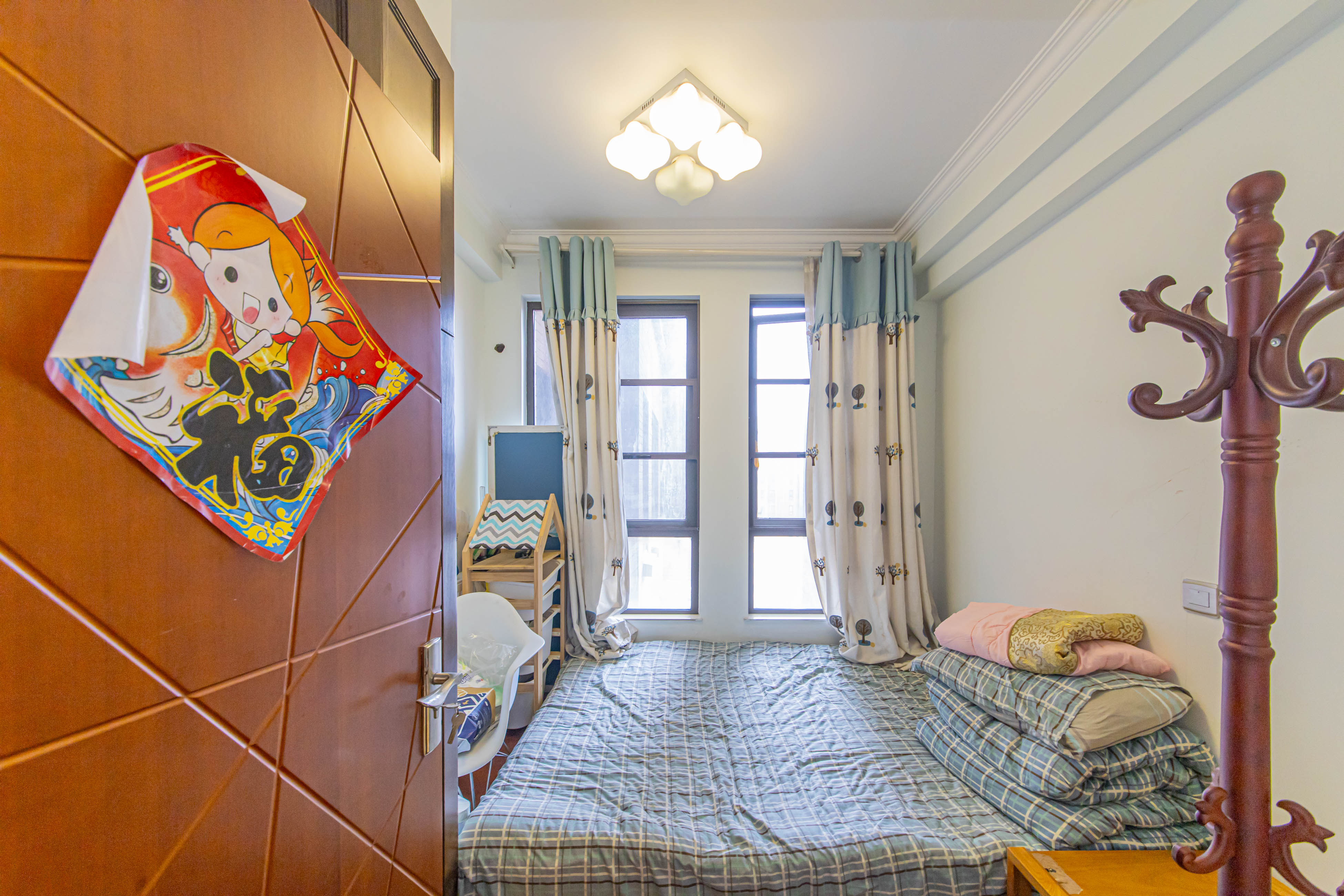 中信凯旋蓝岸（中信新城三期）  3室2厅1卫    68.0万卧室