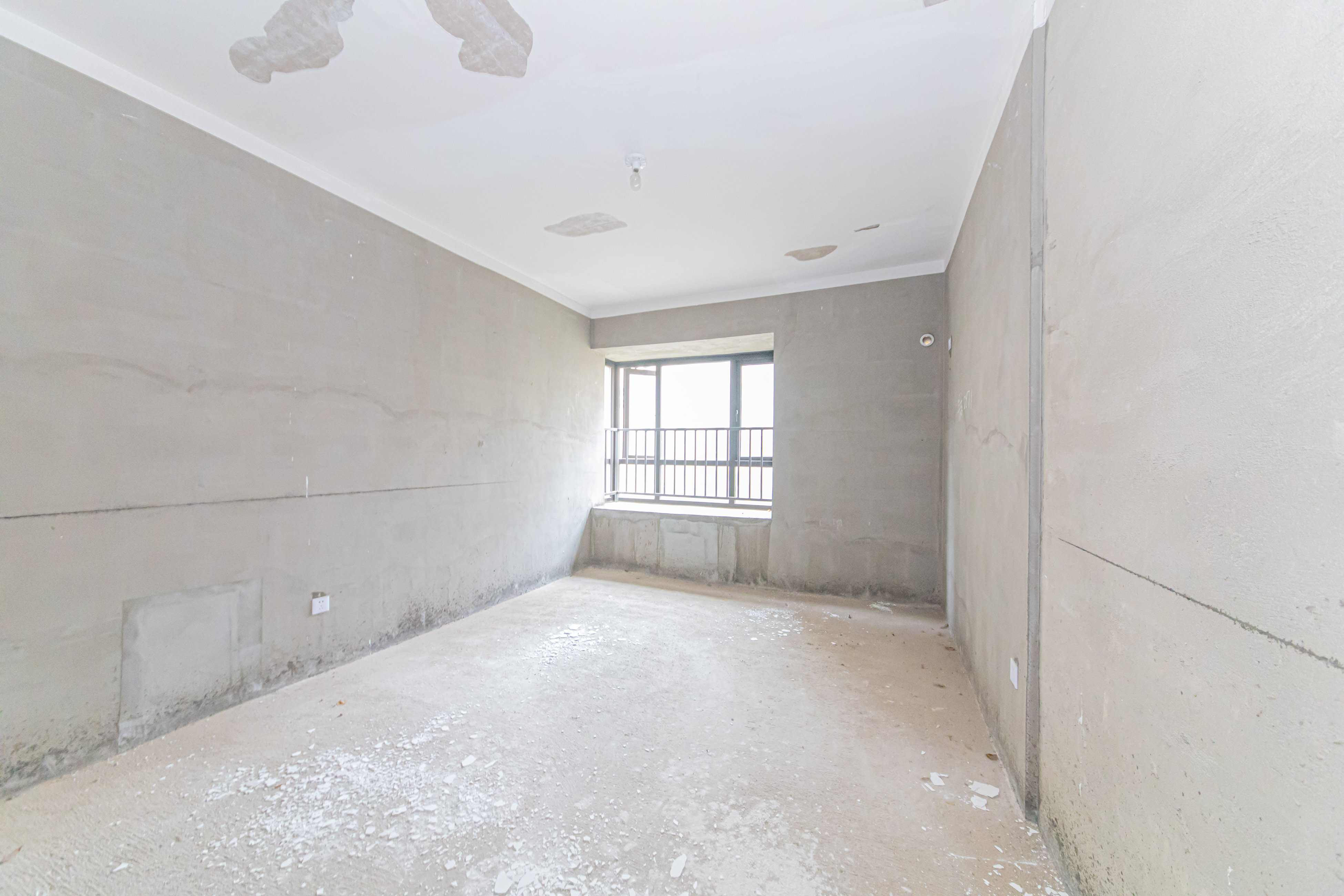 北辰中央公园DF区  4室2厅2卫    155.0万 北辰中央公园DF区  4室2厅2卫    155.0万卧室