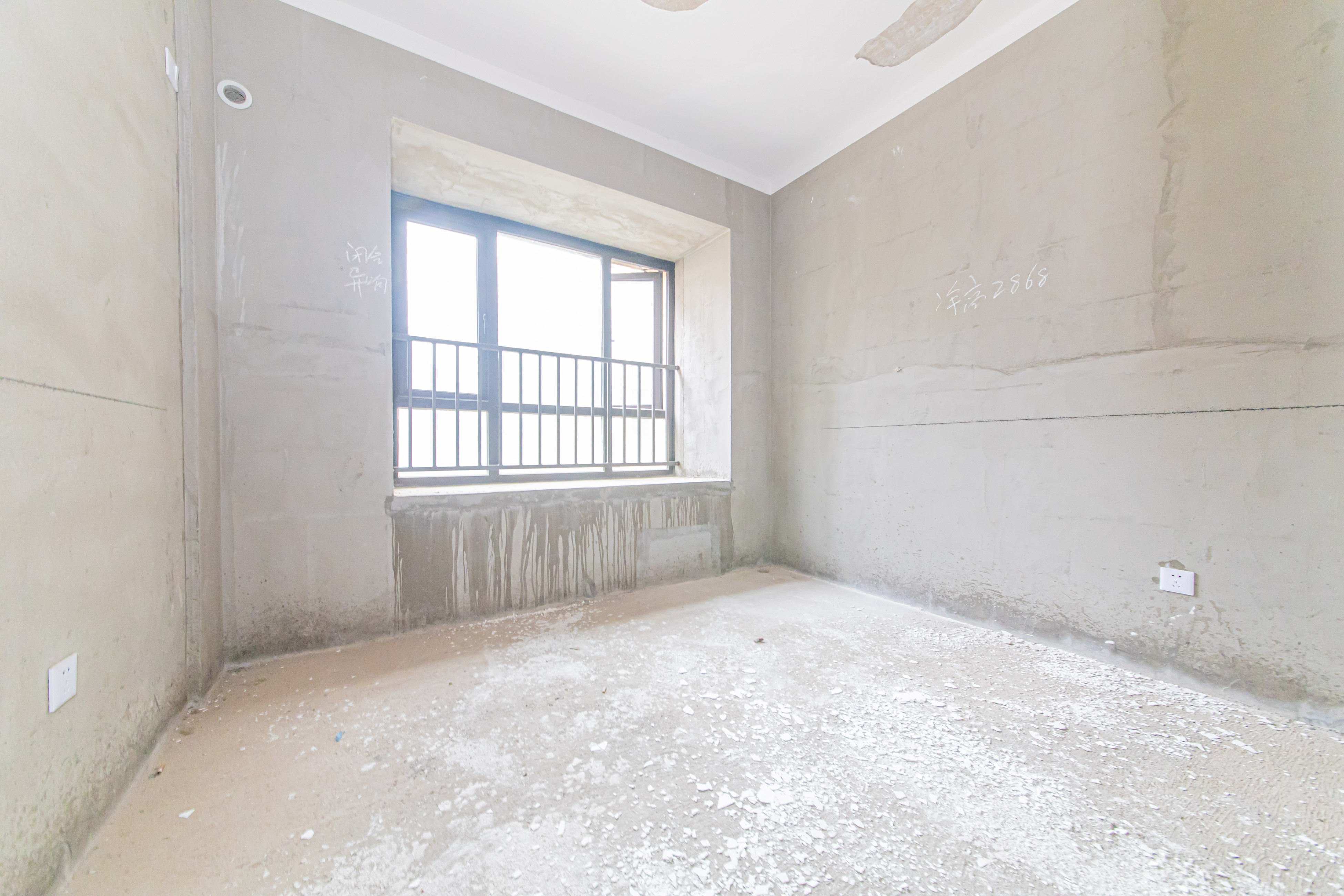 北辰中央公园DF区  4室2厅2卫   170.00万卧室