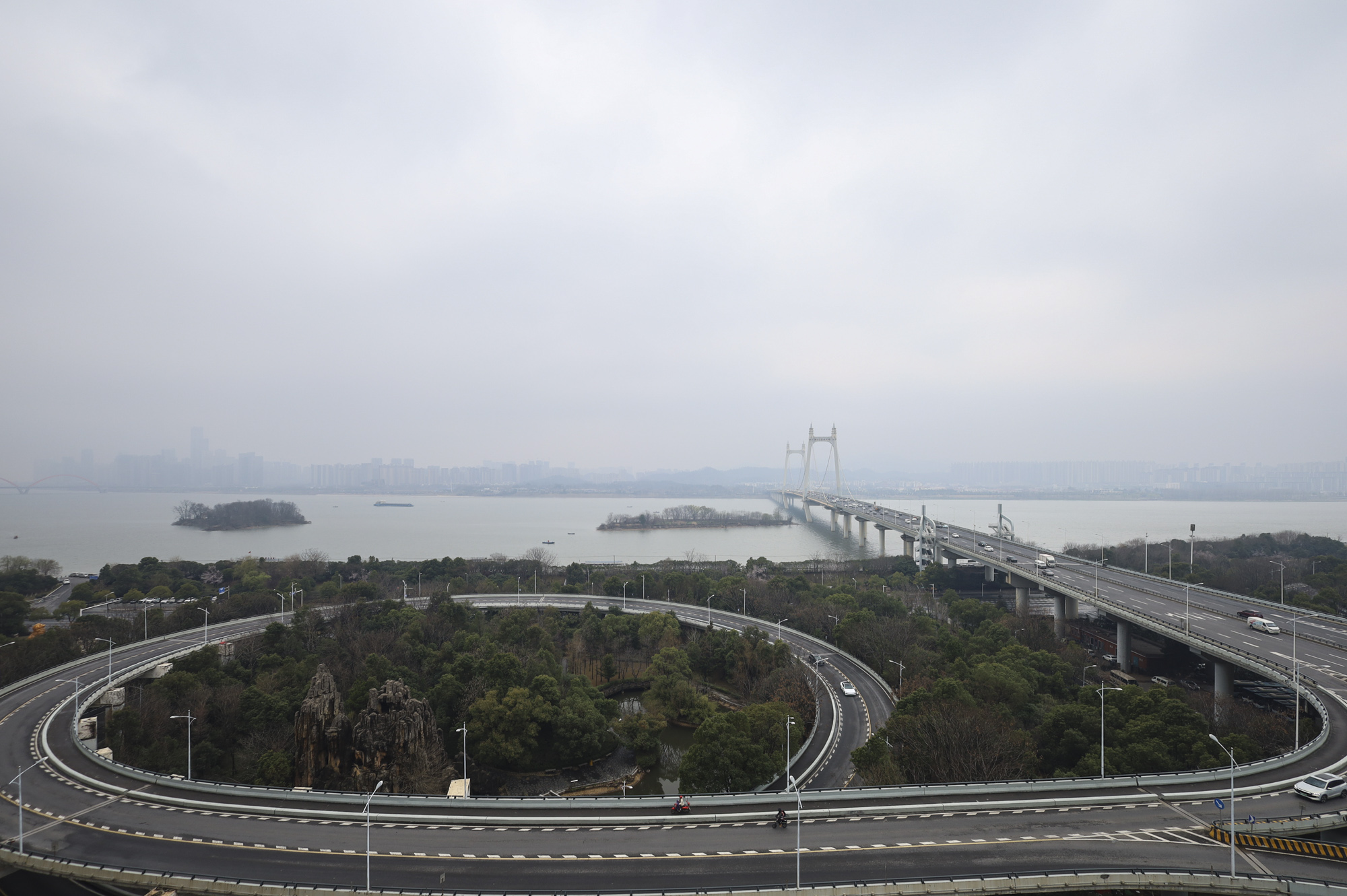 楚天郡府雅苑  4室2厅2卫   180.00万其他