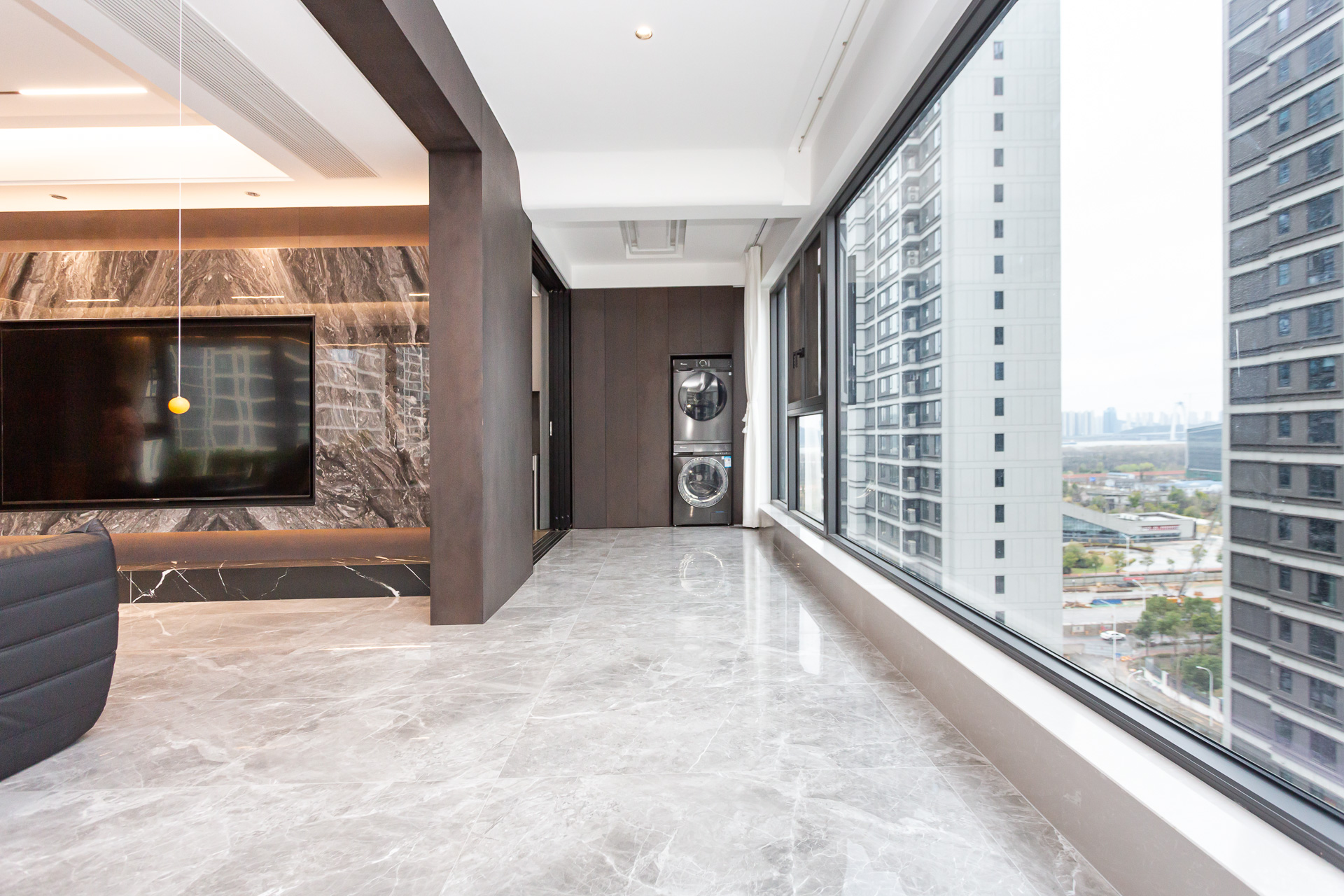 越秀湘江星汇城三期  4室2厅2卫    260.0万 越秀湘江星汇城三期  4室2厅2卫    260.0万阳台