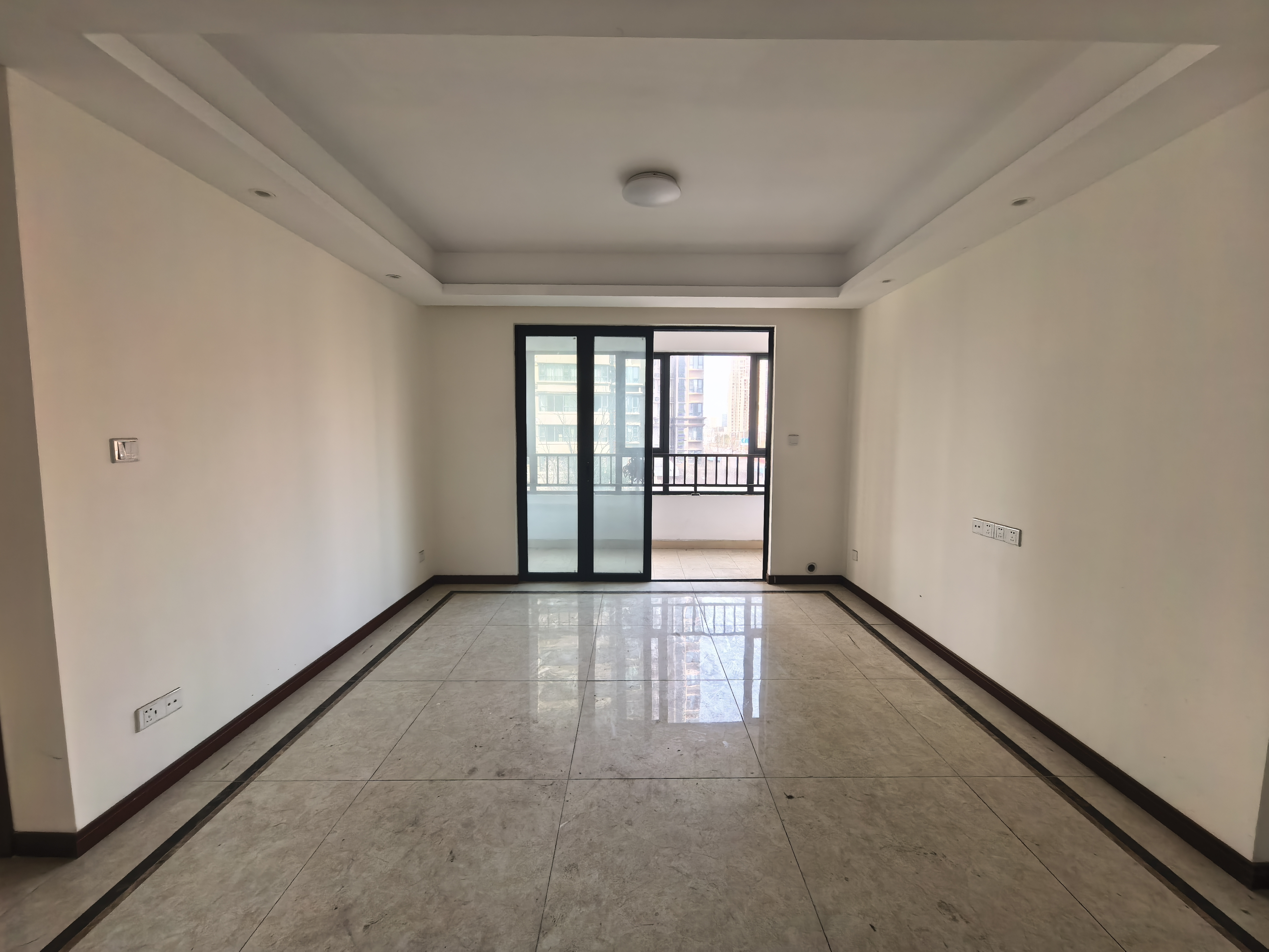 中建玥熙台 4室2厅2卫 73.8万 中建玥熙台 4室2厅2卫 73.8万室内图