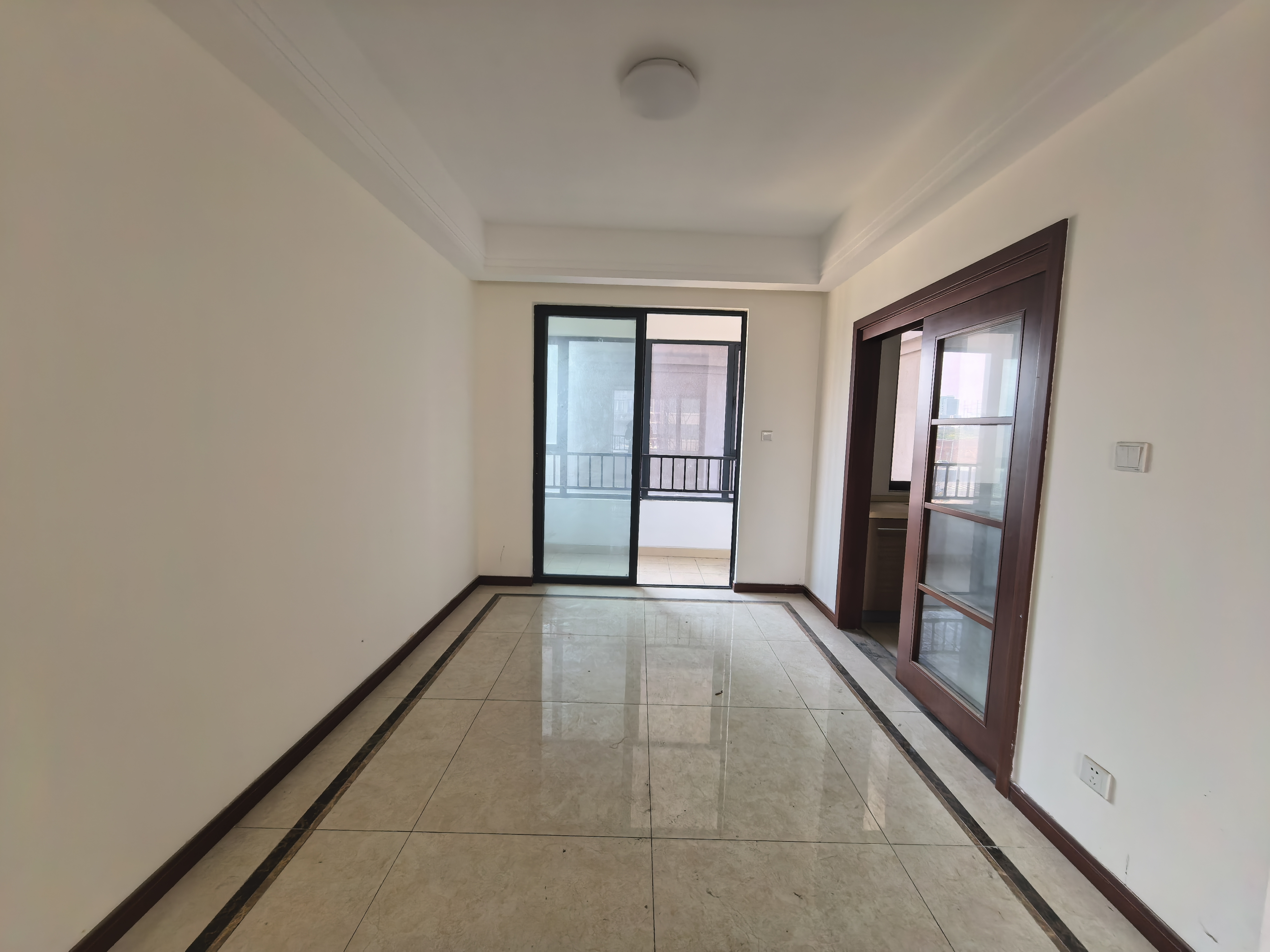 中建玥熙台 4室2厅2卫 73.8万 中建玥熙台 4室2厅2卫 73.8万室内图