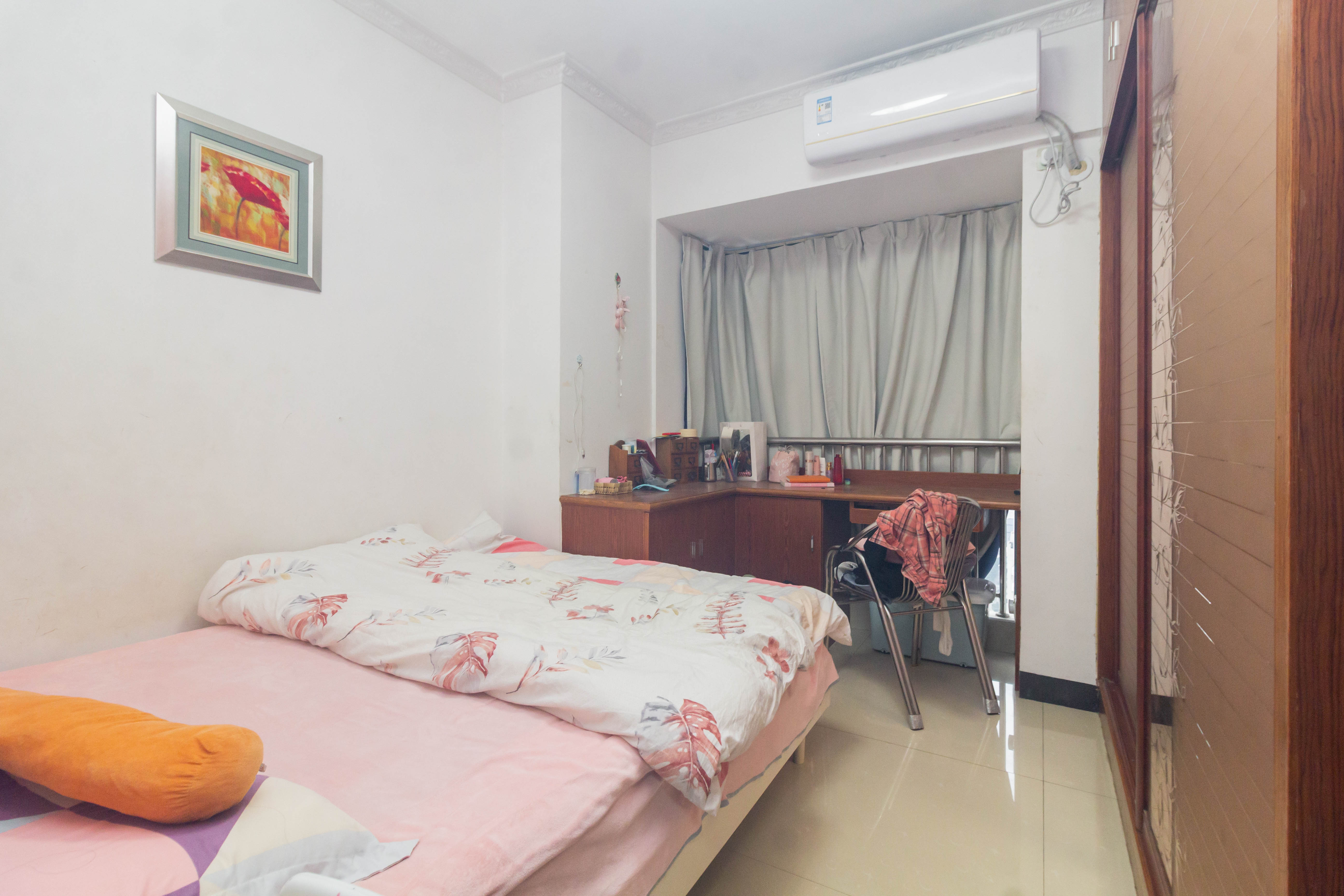 华天LOHO小镇  2室1厅1卫    39.8万 华天LOHO小镇  2室1厅1卫    39.8万卧室