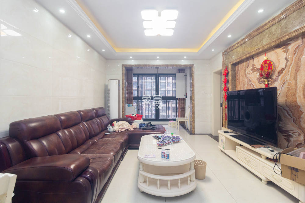 康桥长郡  3室2厅1卫    56.8万