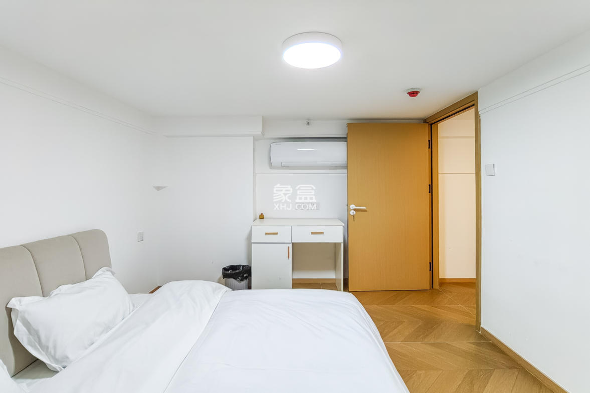 九玺铭城(九玺华府)  2室2厅1卫    42.0万 九玺铭城(九玺华府)  2室2厅1卫    42.0万卧室