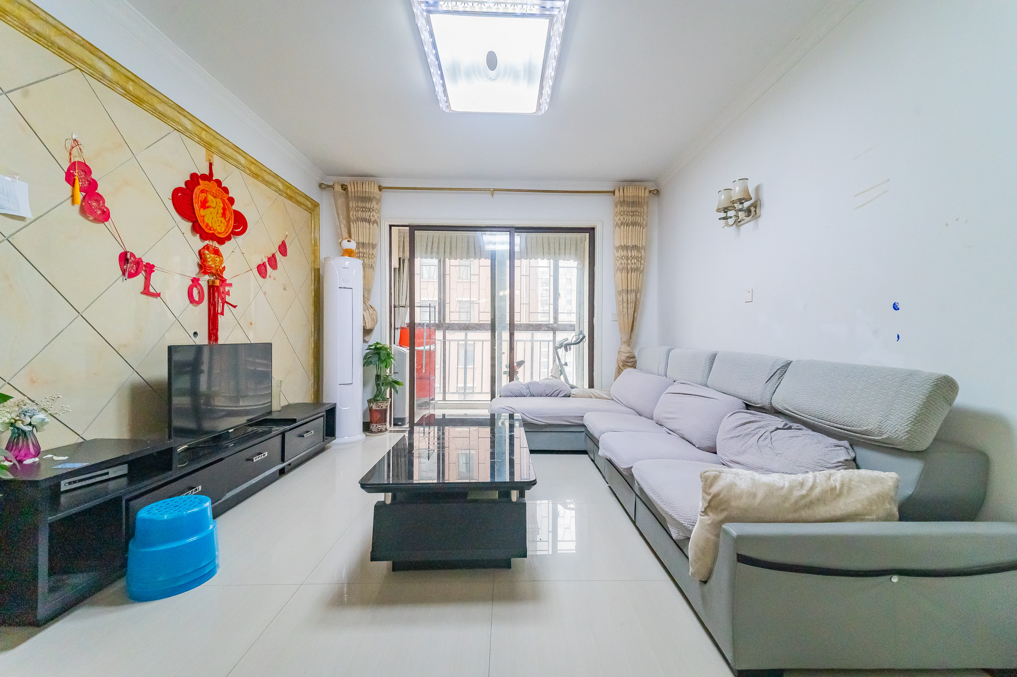 水岸世景  3室2厅1卫    65.0万 水岸世景  3室2厅1卫    65.0万