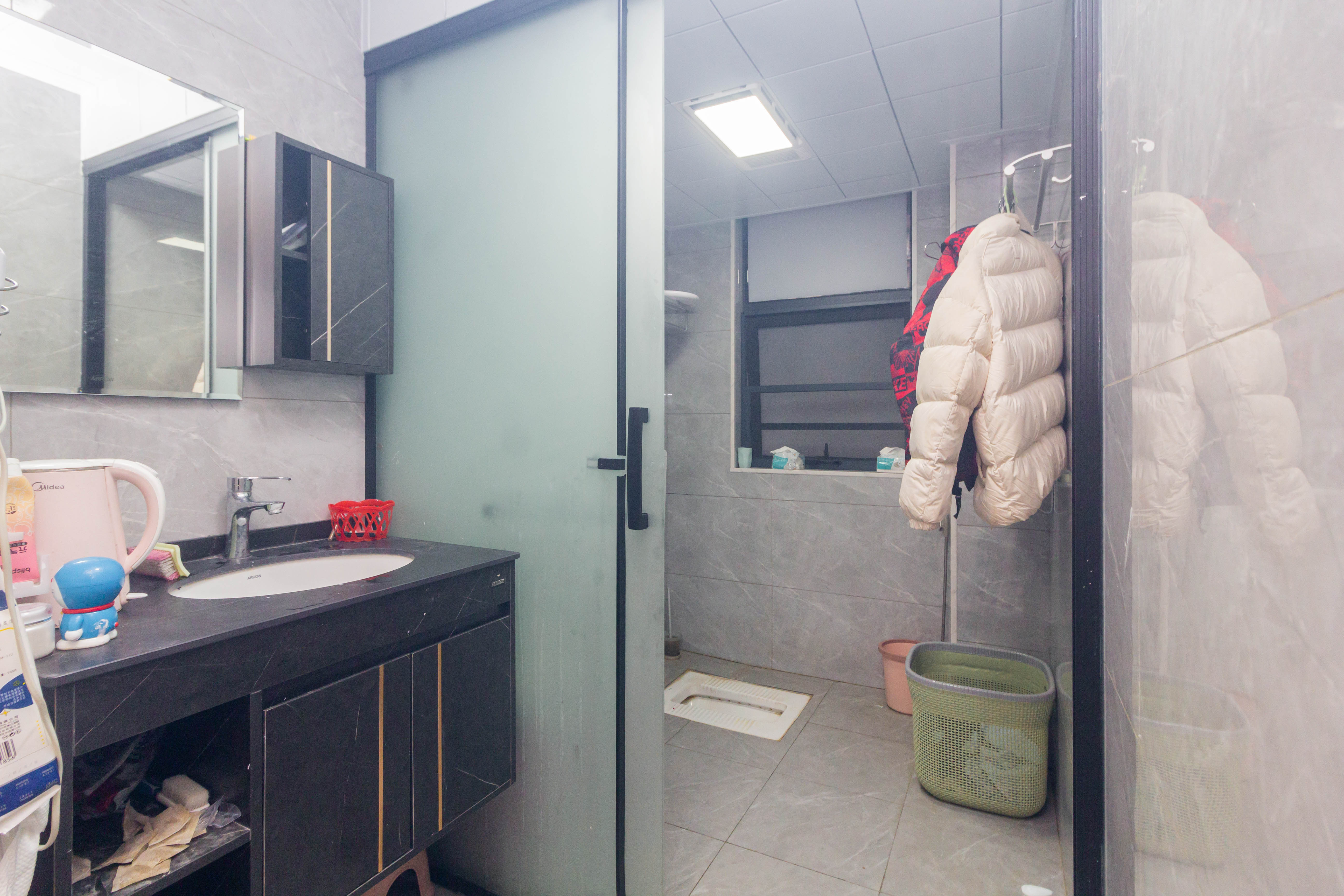 汇一城(汇壹公馆)  4室2厅1卫    110.0万 汇一城(汇壹公馆)  4室2厅1卫    110.0万卫生间