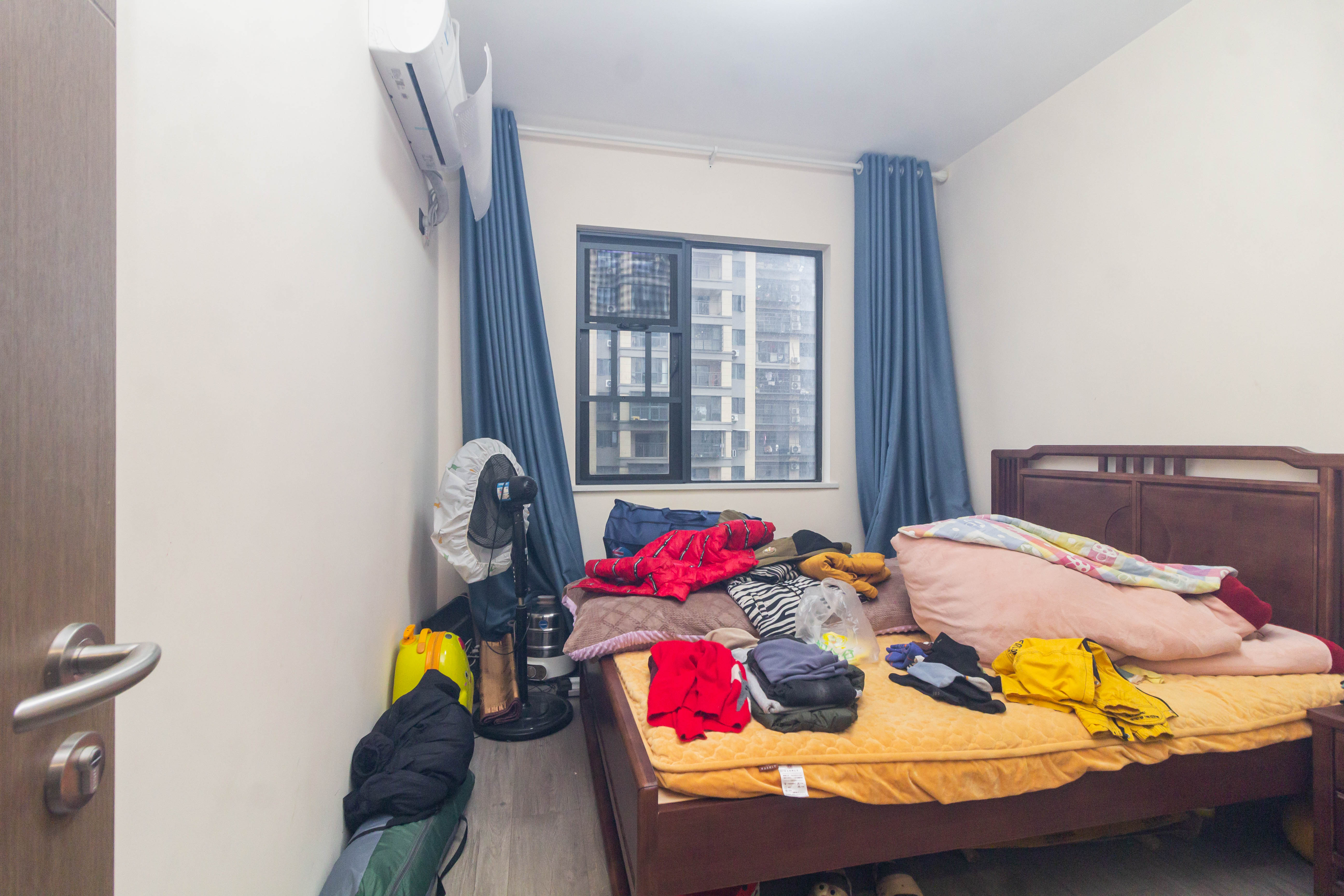 汇一城（汇壹公馆）  4室2厅1卫    110.0万卧室