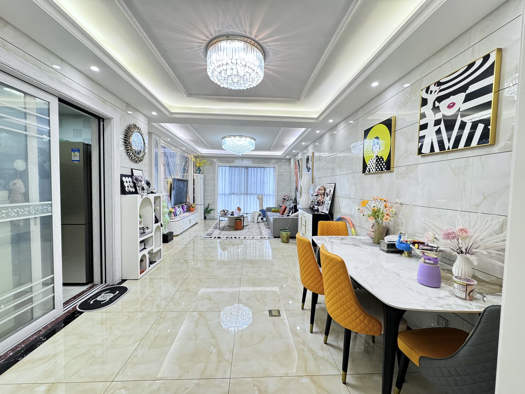 经世皇城 3室2厅2卫 78.0万 经世皇城 3室2厅2卫 78.0万室内图