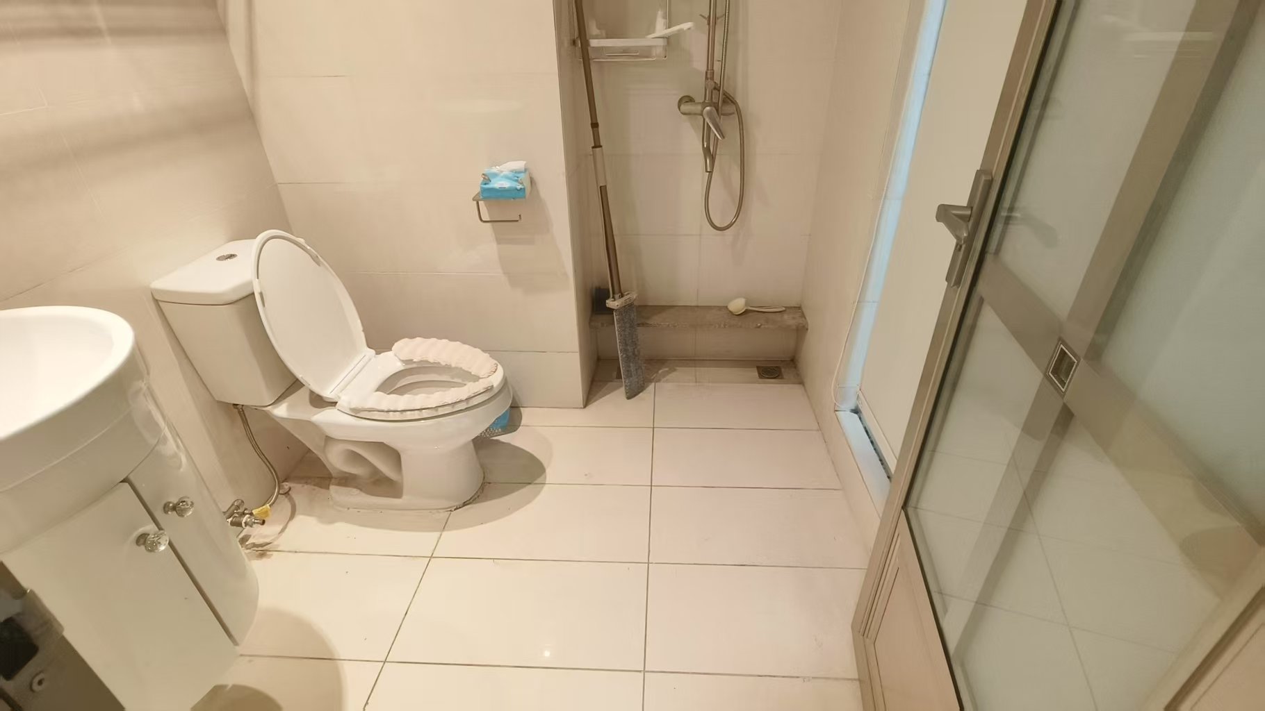 中泰财富湘江 1室1厅1卫 21.0万 中泰财富湘江 1室1厅1卫 21.0万室内图