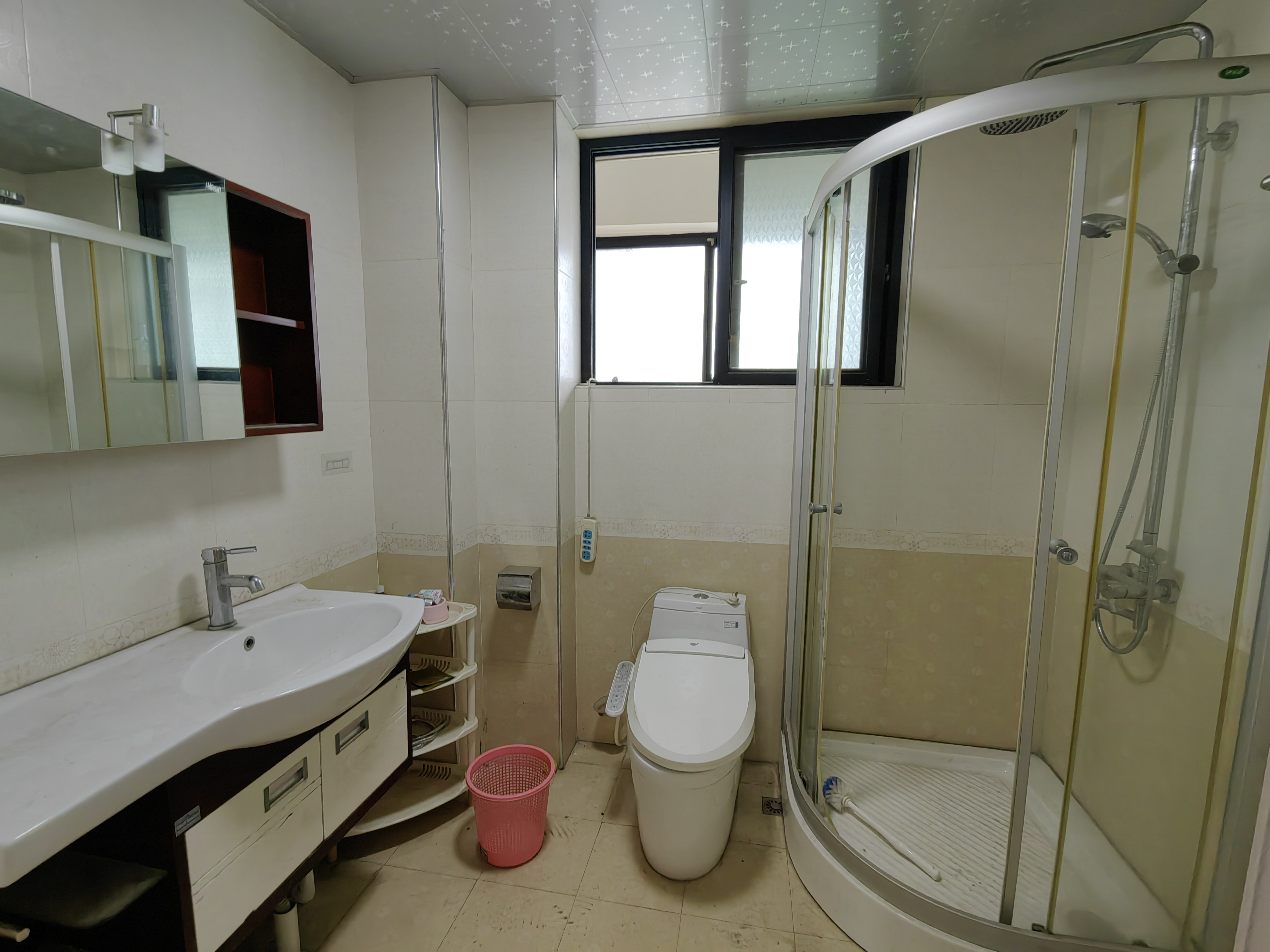 莱茵小镇 3室2厅1卫 39.8万 莱茵小镇 3室2厅1卫 39.8万室内图