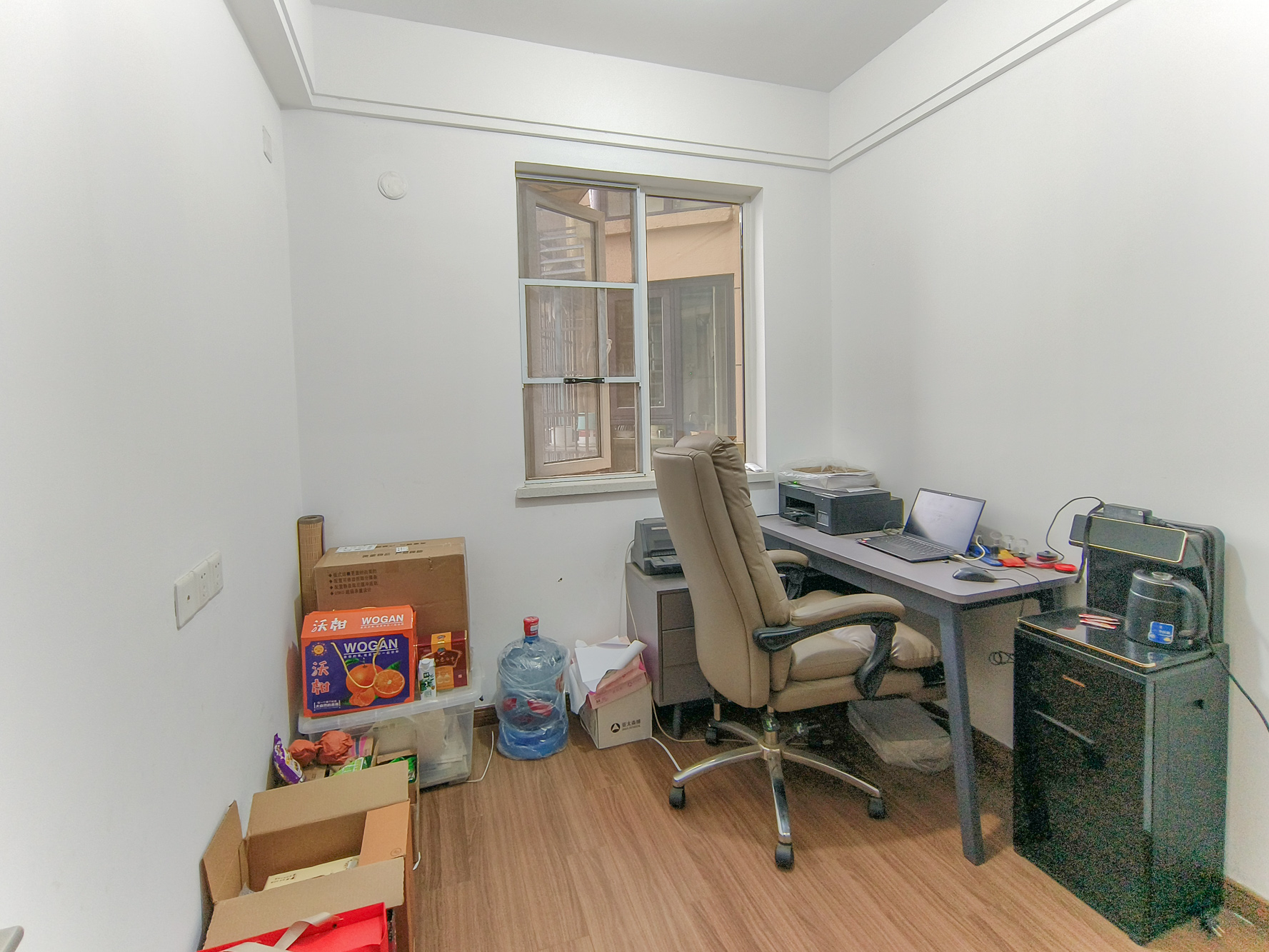 保利香槟国际  5室2厅2卫    116.0万 保利香槟国际  5室2厅2卫    116.0万卧室