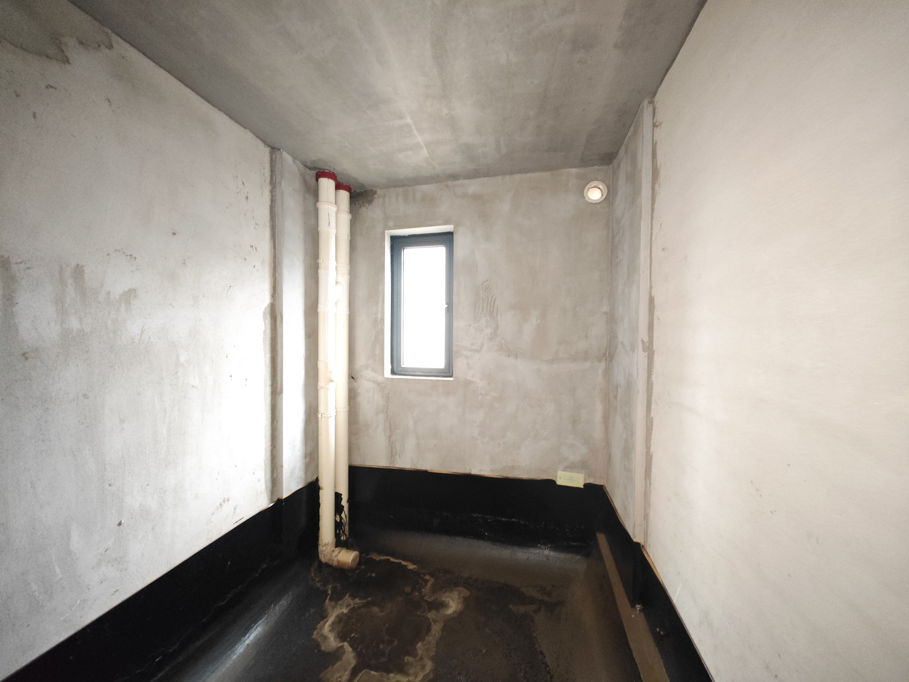 中建嘉和城  4室2厅2卫    137.0万卫生间