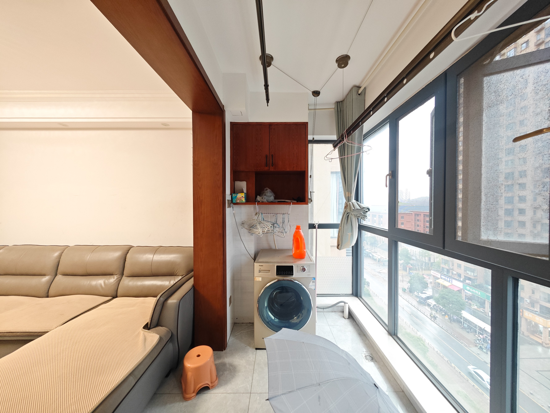 中建嘉和城  3室2厅2卫   129.00万阳台