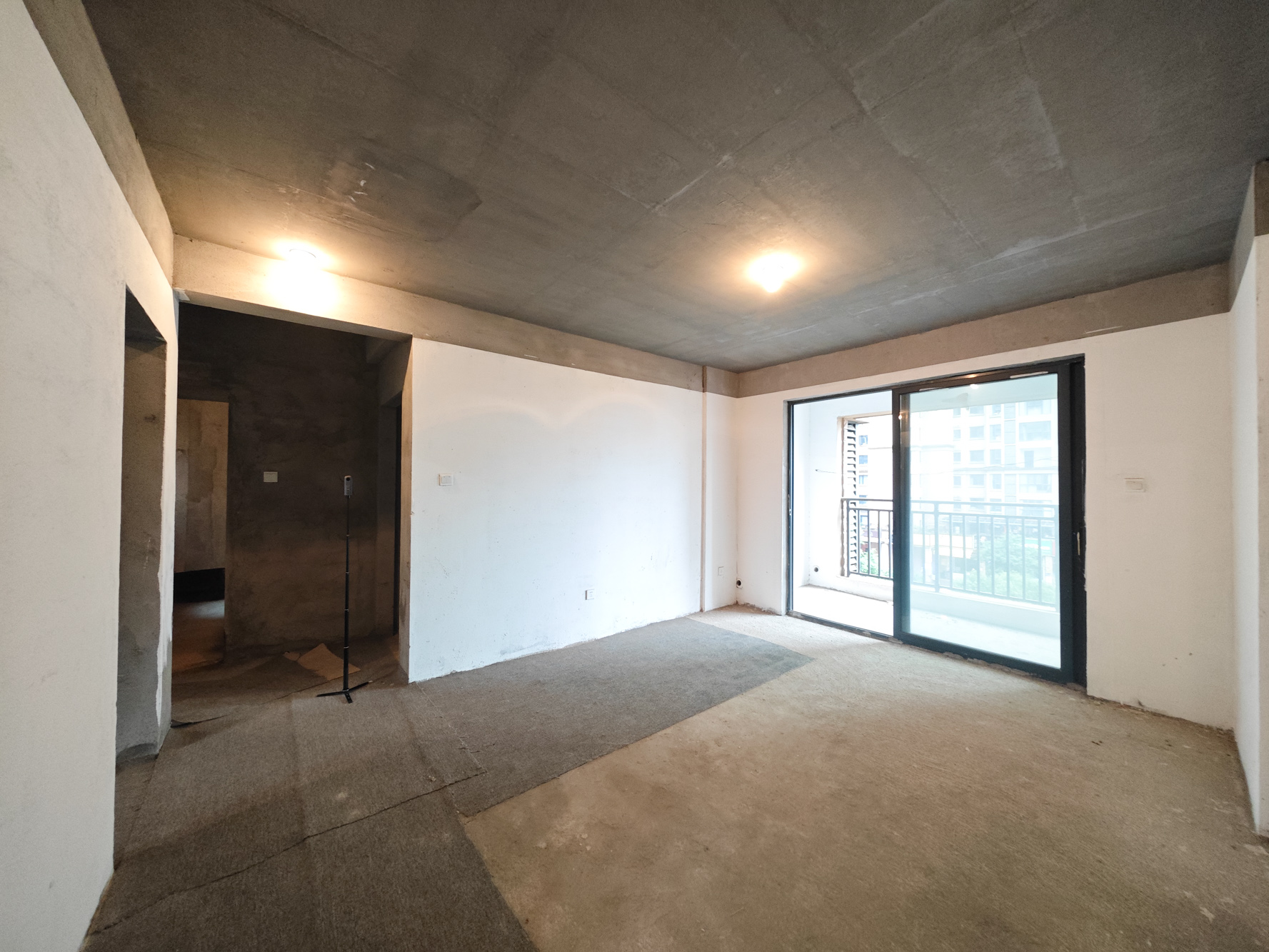 中建嘉和城  3室2厅2卫   83.00万客厅