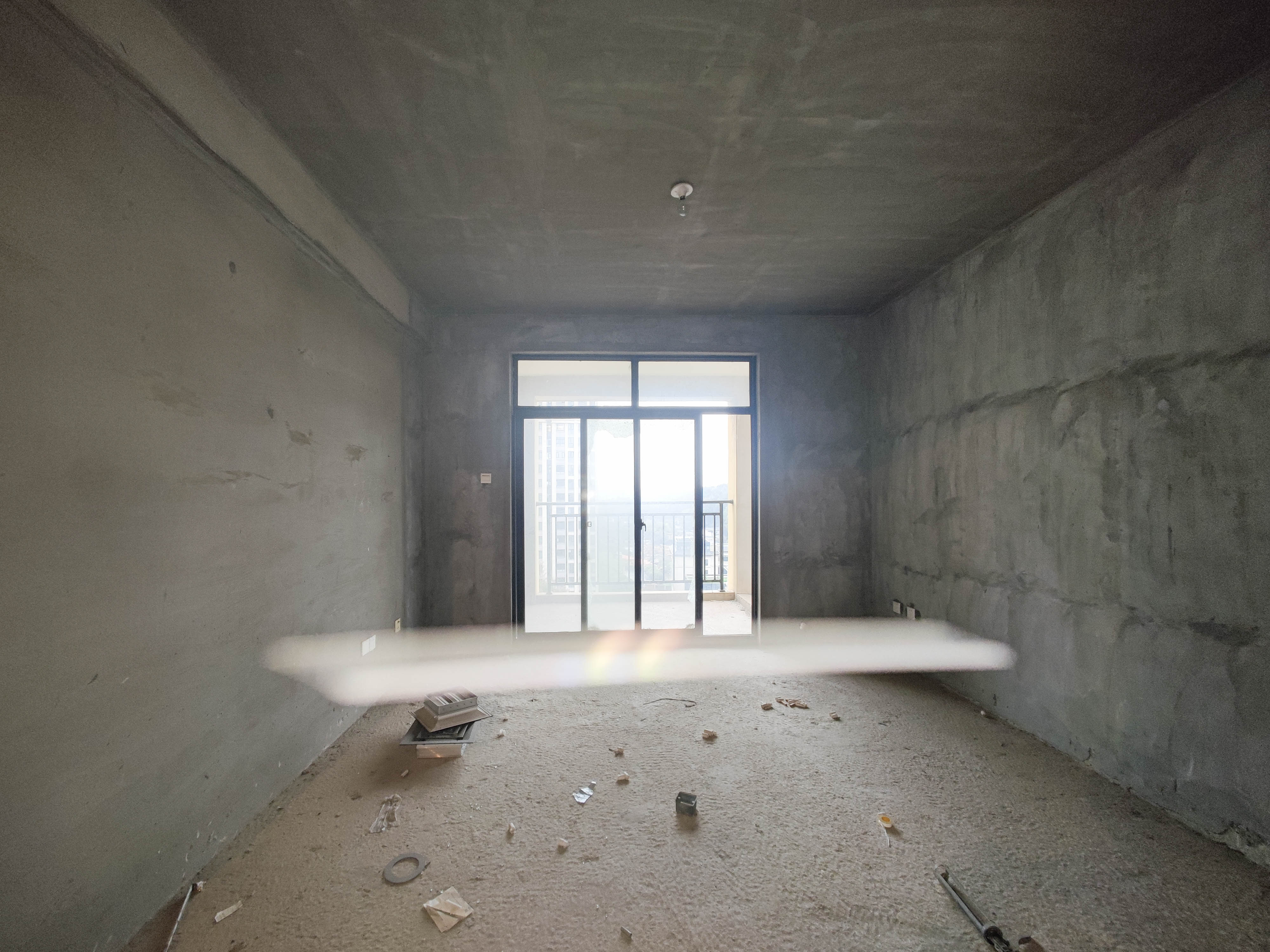 翡翠云天 2室2厅1卫 59.0万 翡翠云天 2室2厅1卫 59.0万客厅